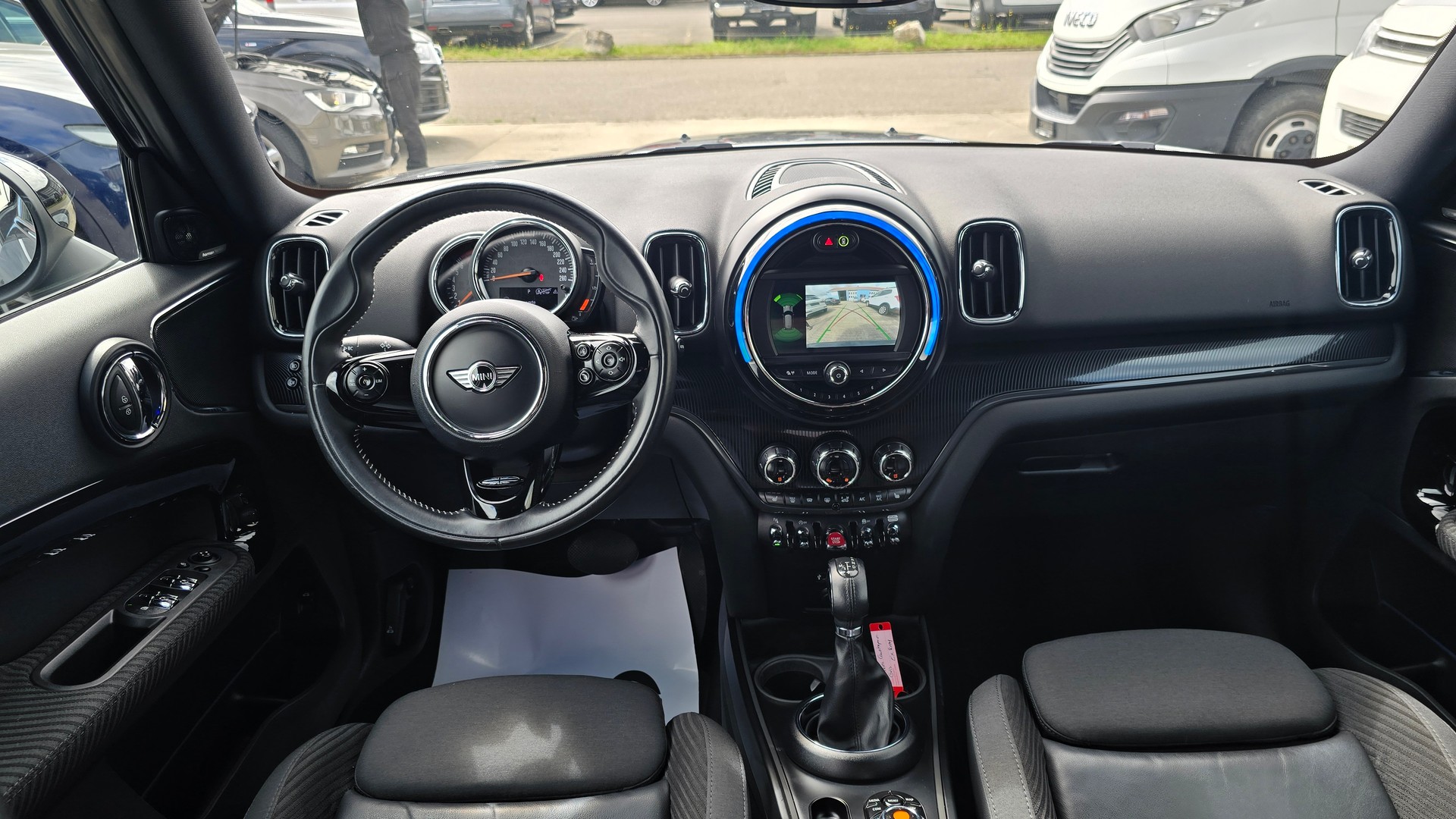 MINI Countryman Cooper S FWD Steptronic-image-8