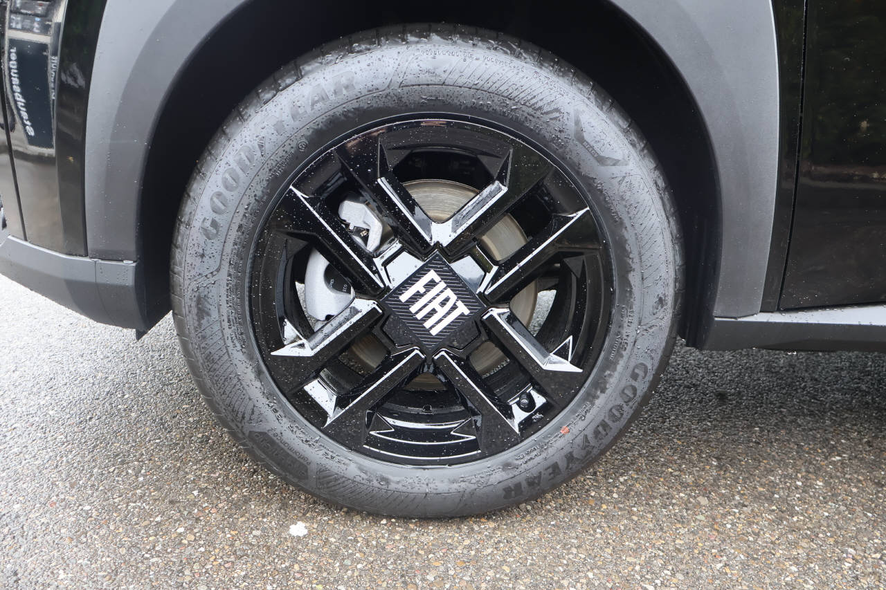 FIAT Grande Panda 1.2 Hybrid Icon-image-9