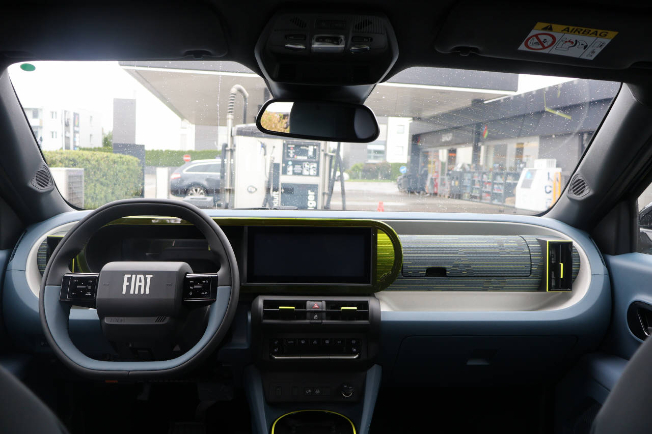 FIAT Grande Panda 1.2 Hybrid Icon-image-11