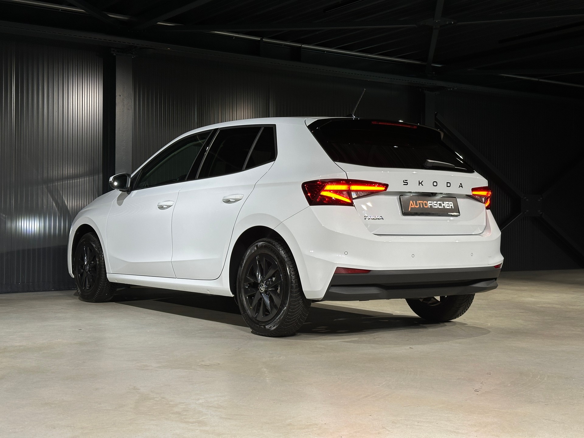 SKODA Fabia 1.0 TSI Top Selection DSG-image-7