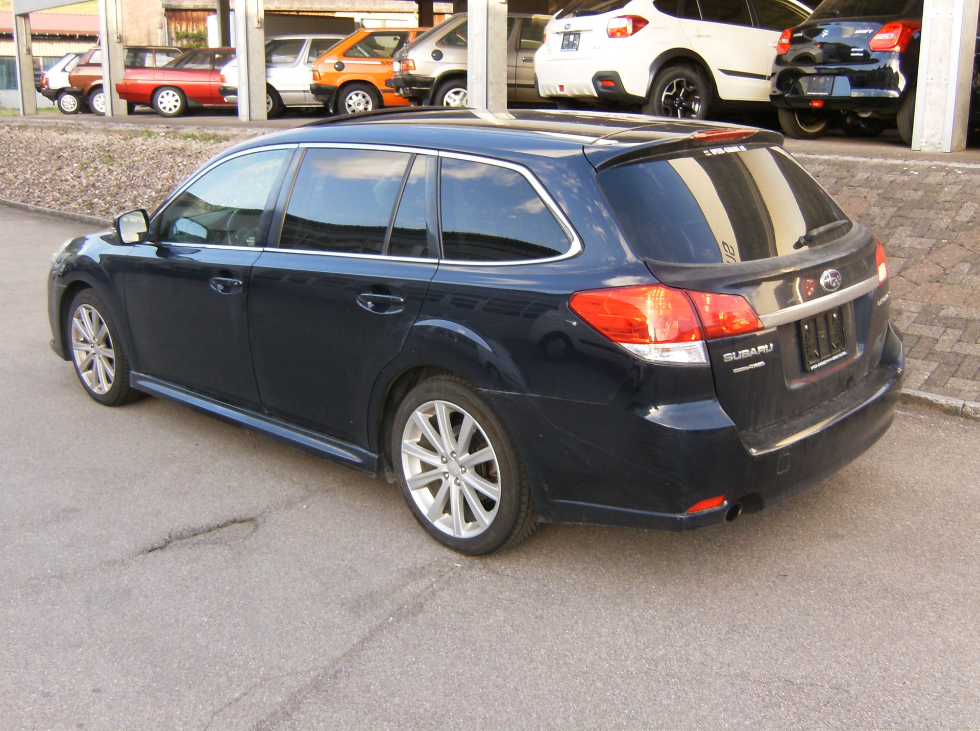 SUBARU Legacy 2.5i Limited S AWD Lineartronic-showroom-element-2