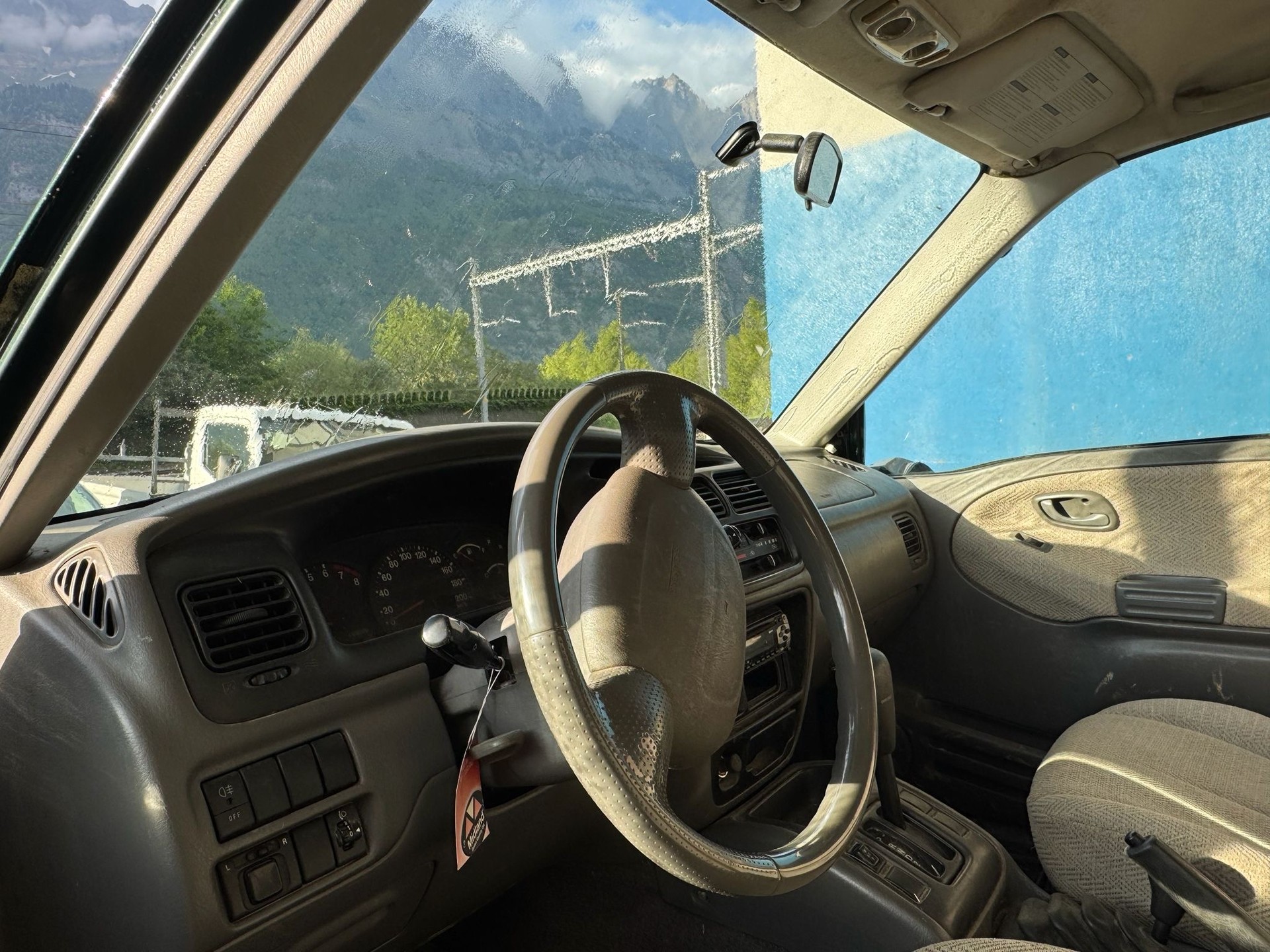 SUZUKI Grand Vitara 2.0 16V-image-12