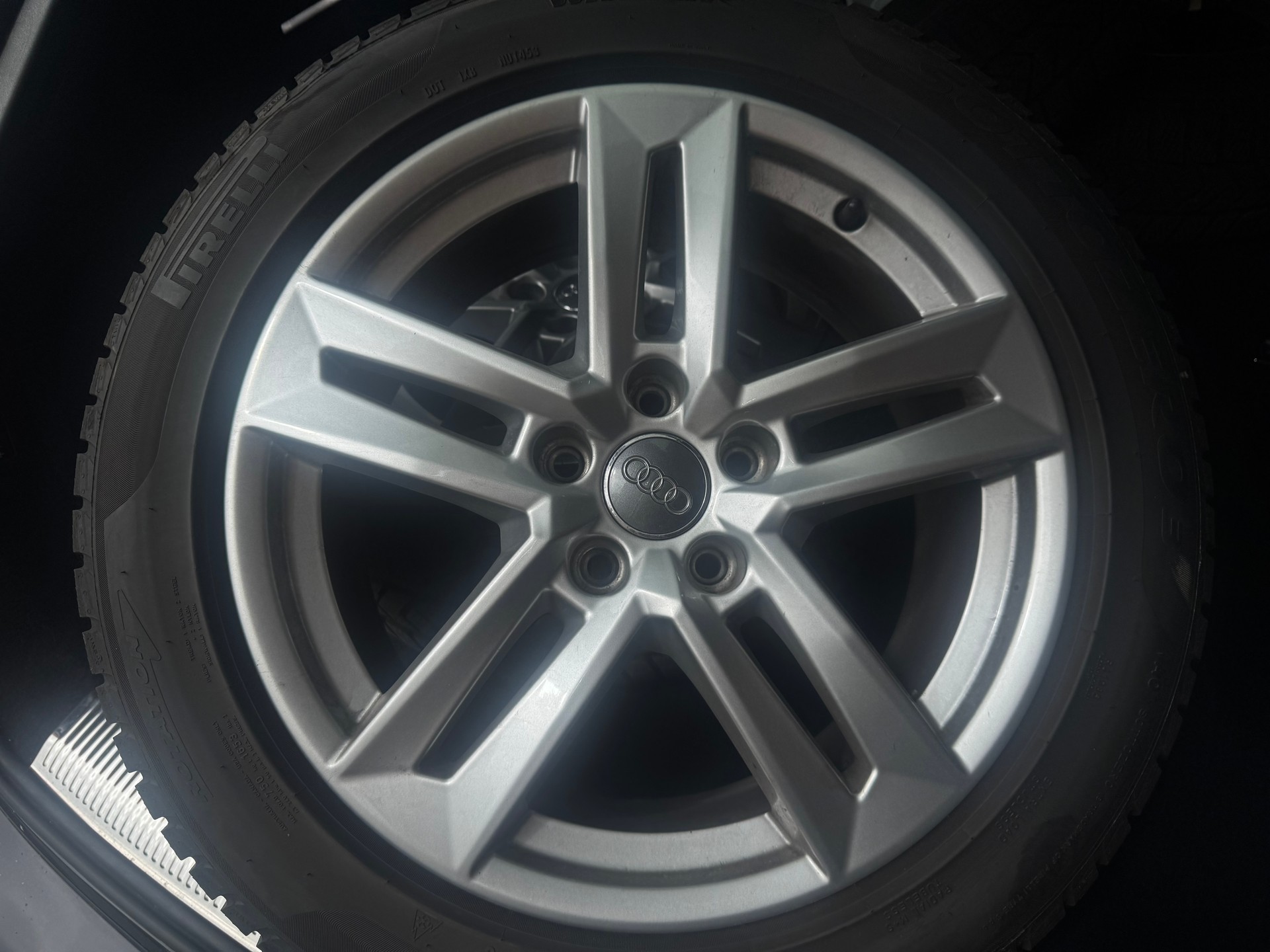 AUDI A4 Avant 40 TFSI S line S-tronic quattro-image-21