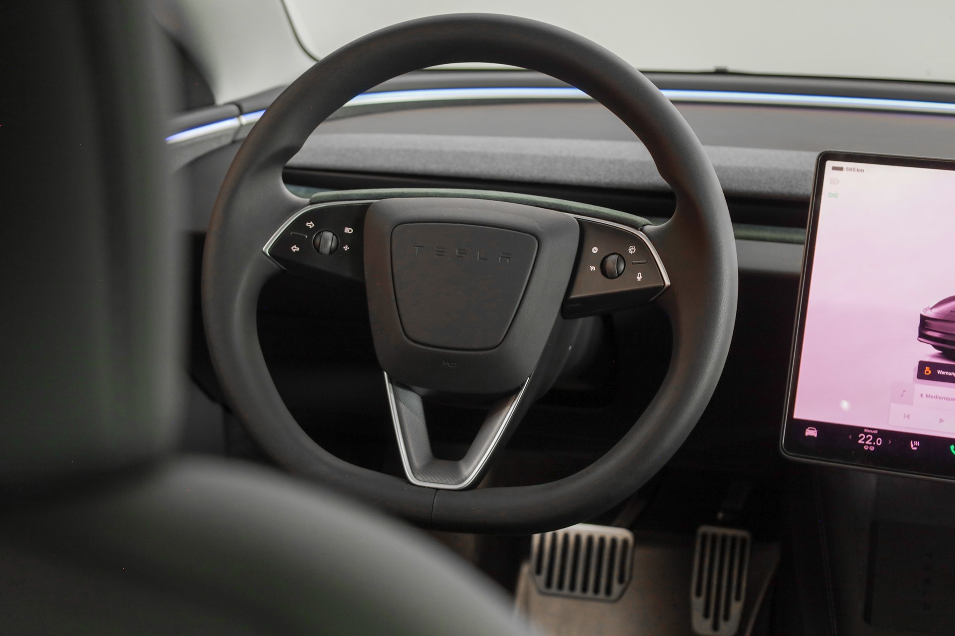 TESLA Model 3 Long Range Dual Motor AWD-image-13