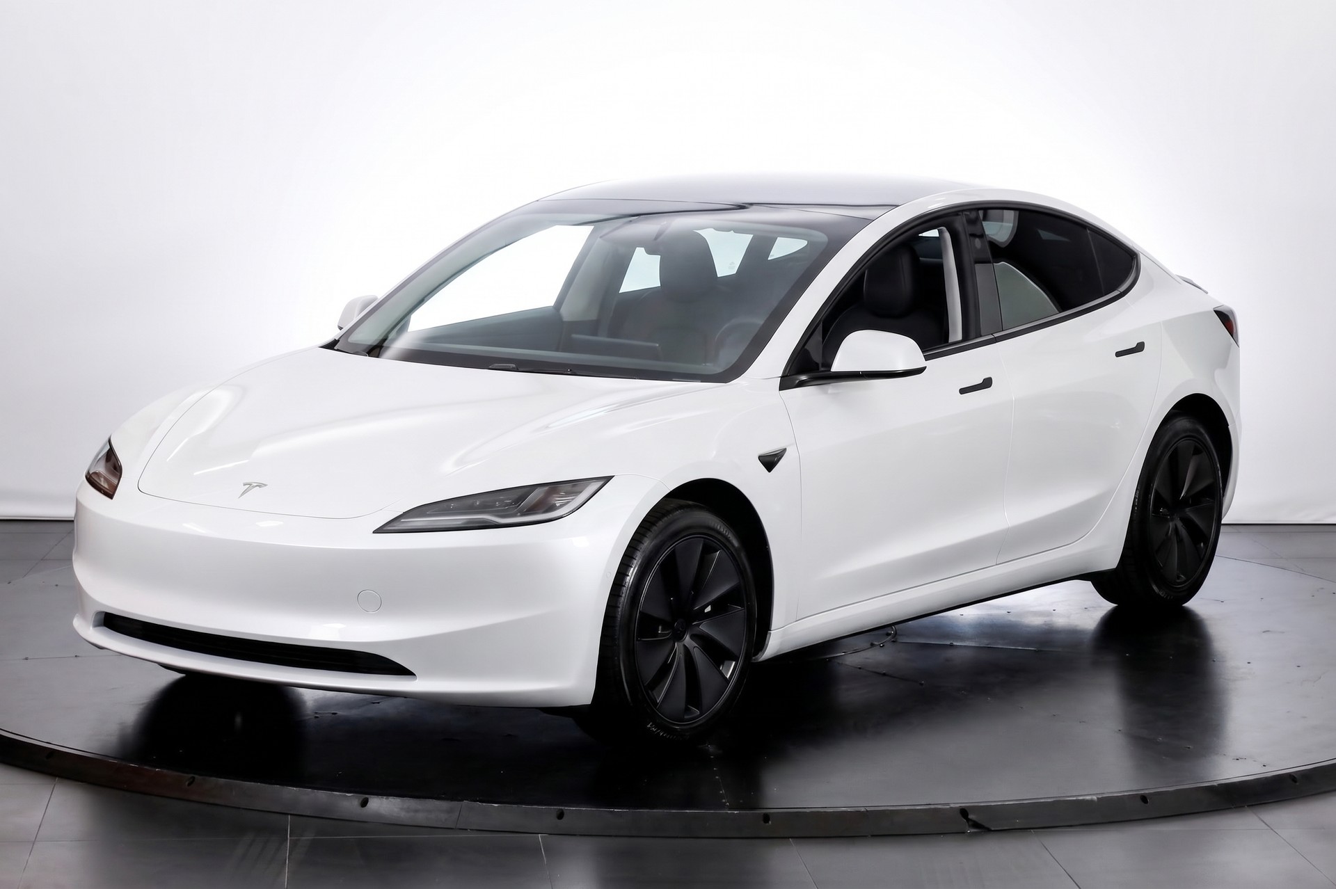 TESLA Model 3 Long Range Dual Motor AWD-image-4