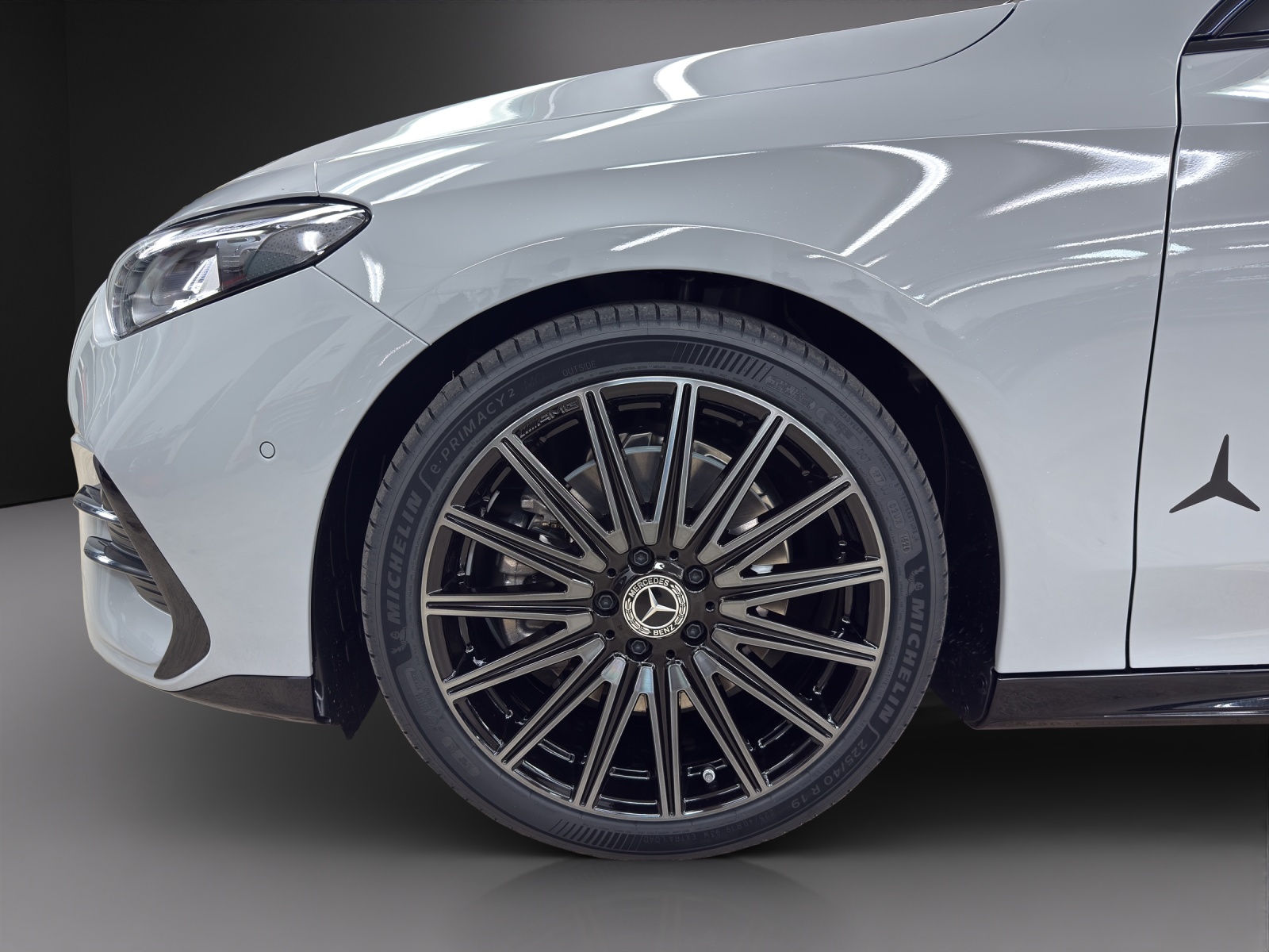 MERCEDES-BENZ CLA 220 4MATIC Shooting Brake-image-7