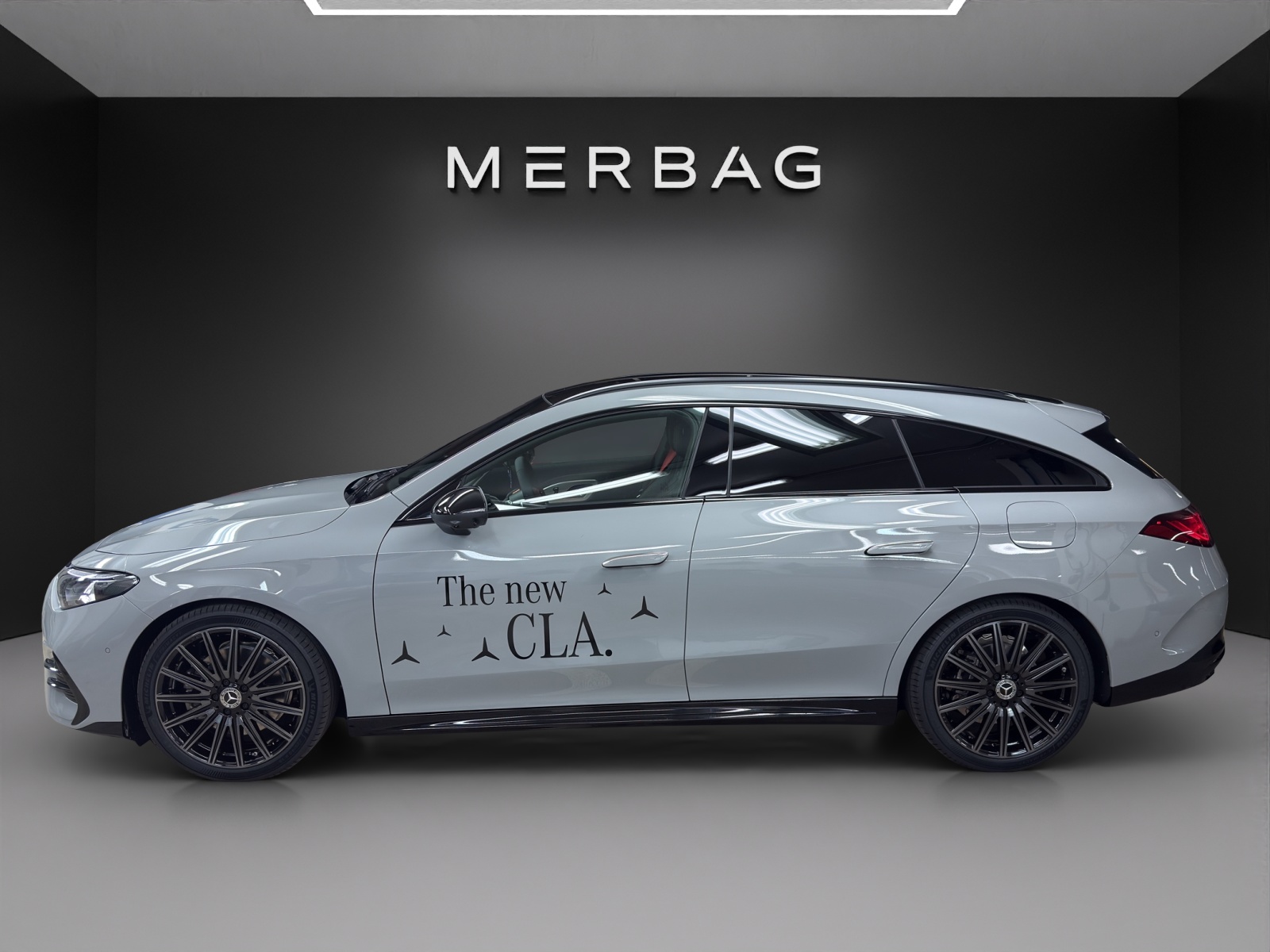 MERCEDES-BENZ CLA 220 4MATIC Shooting Brake-image-1