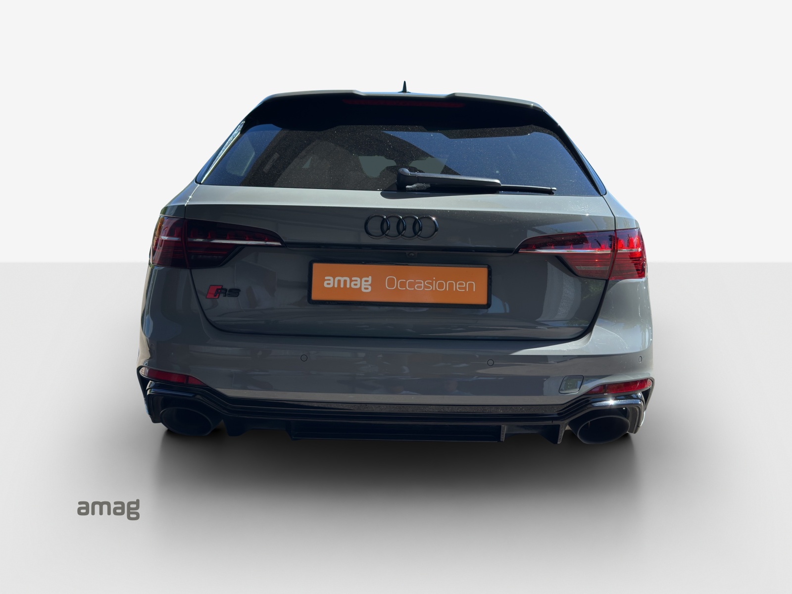 AUDI RS4 Avant quattro tiptronic-image-6