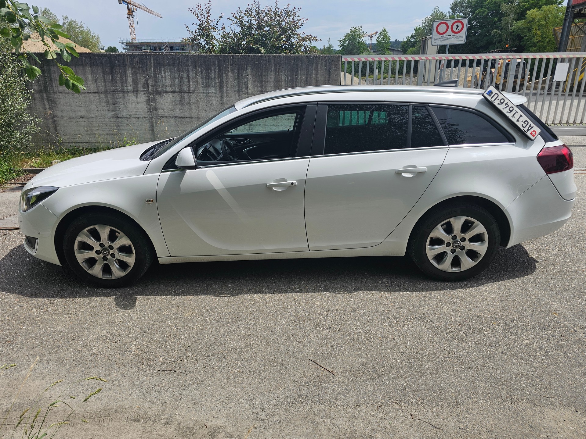 OPEL Insignia Sports Tourer 2.0 CDTI Edition 4WD-image-5