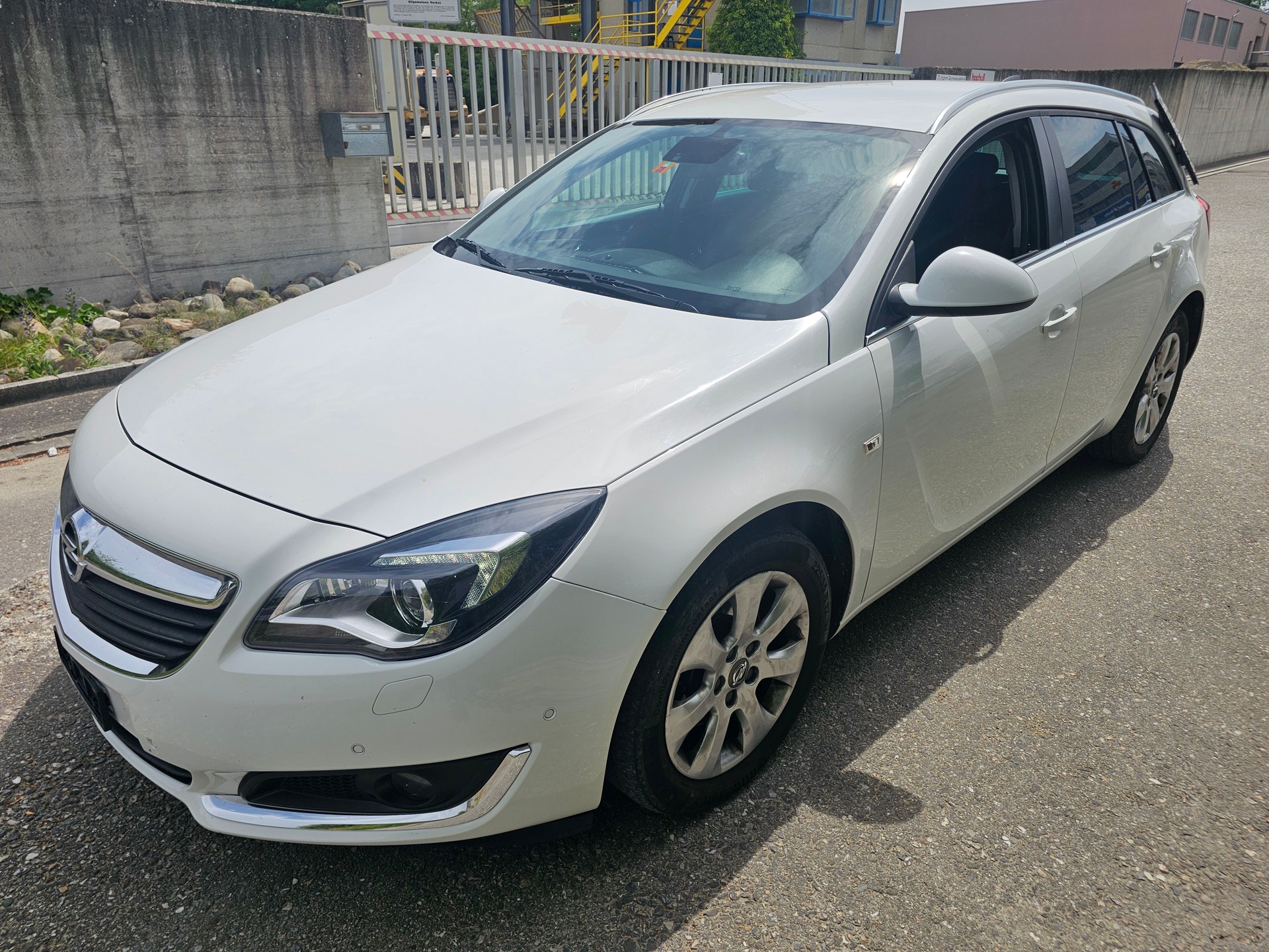 OPEL Insignia Sports Tourer 2.0 CDTI Edition 4WD-image-1