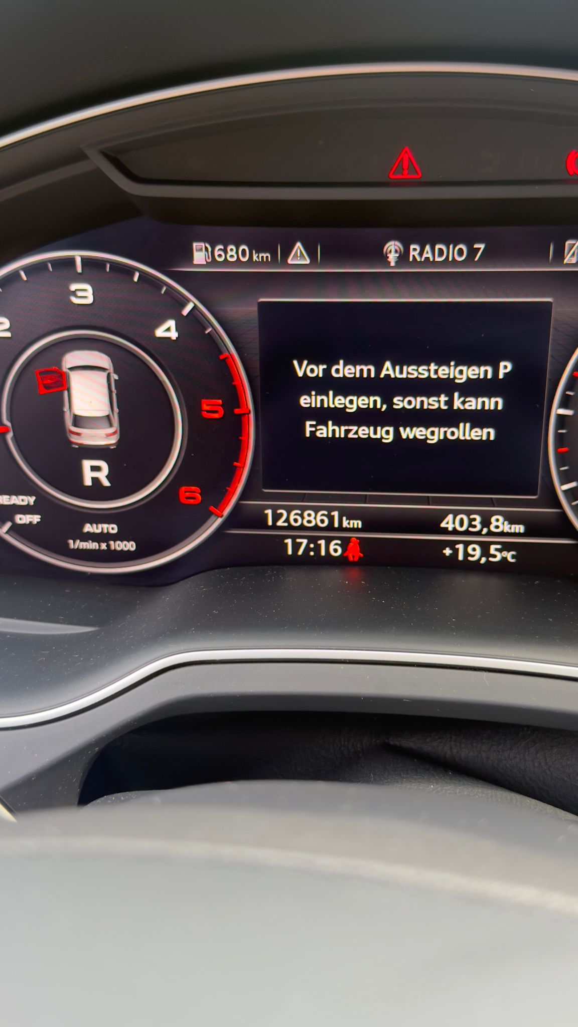 AUDI Q7 3.0 TDI quattro tiptronic-image-13