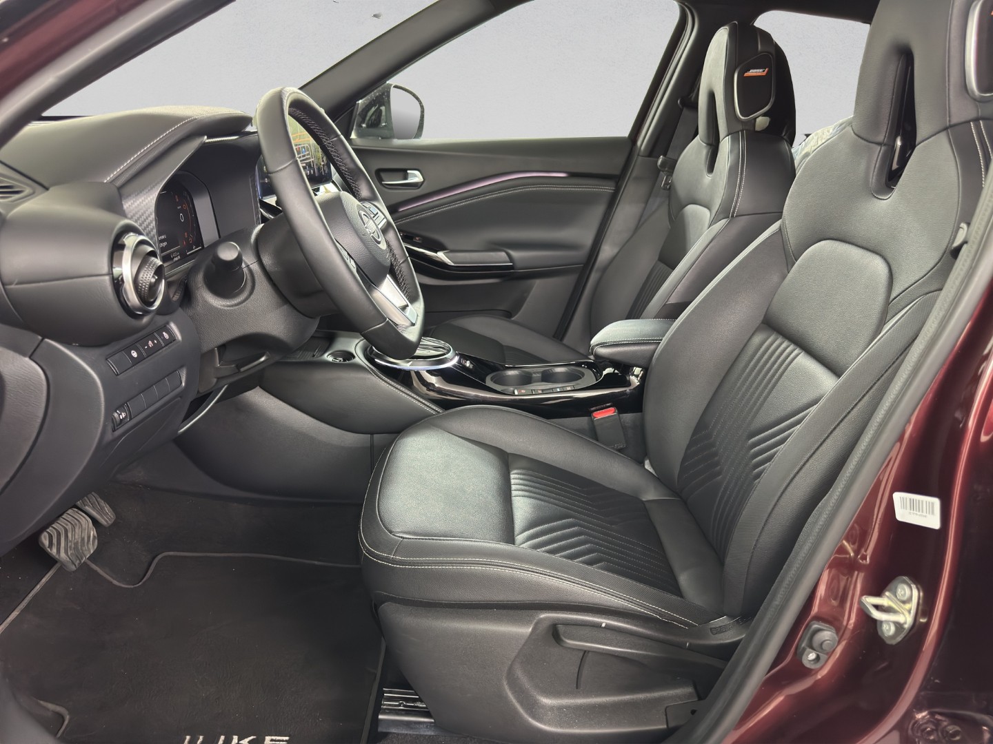 NISSAN Juke 1.6 FHEV Tekna-image-8