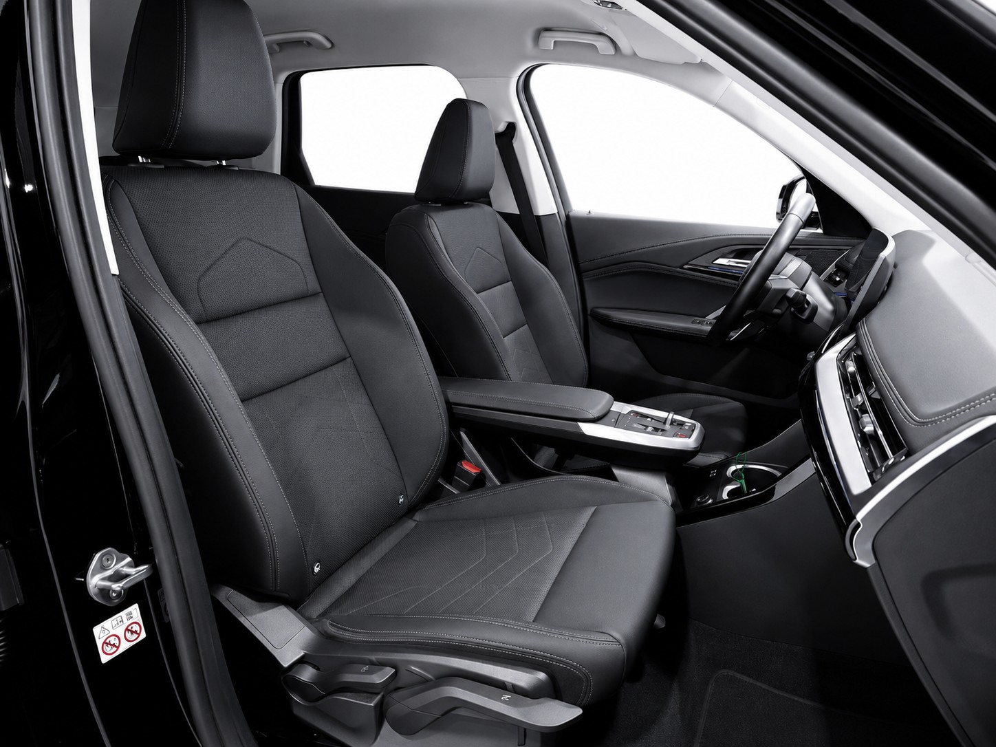 BMW X1 23d xDrive CH FAHRZEUG AUS 1. HAND-image-9