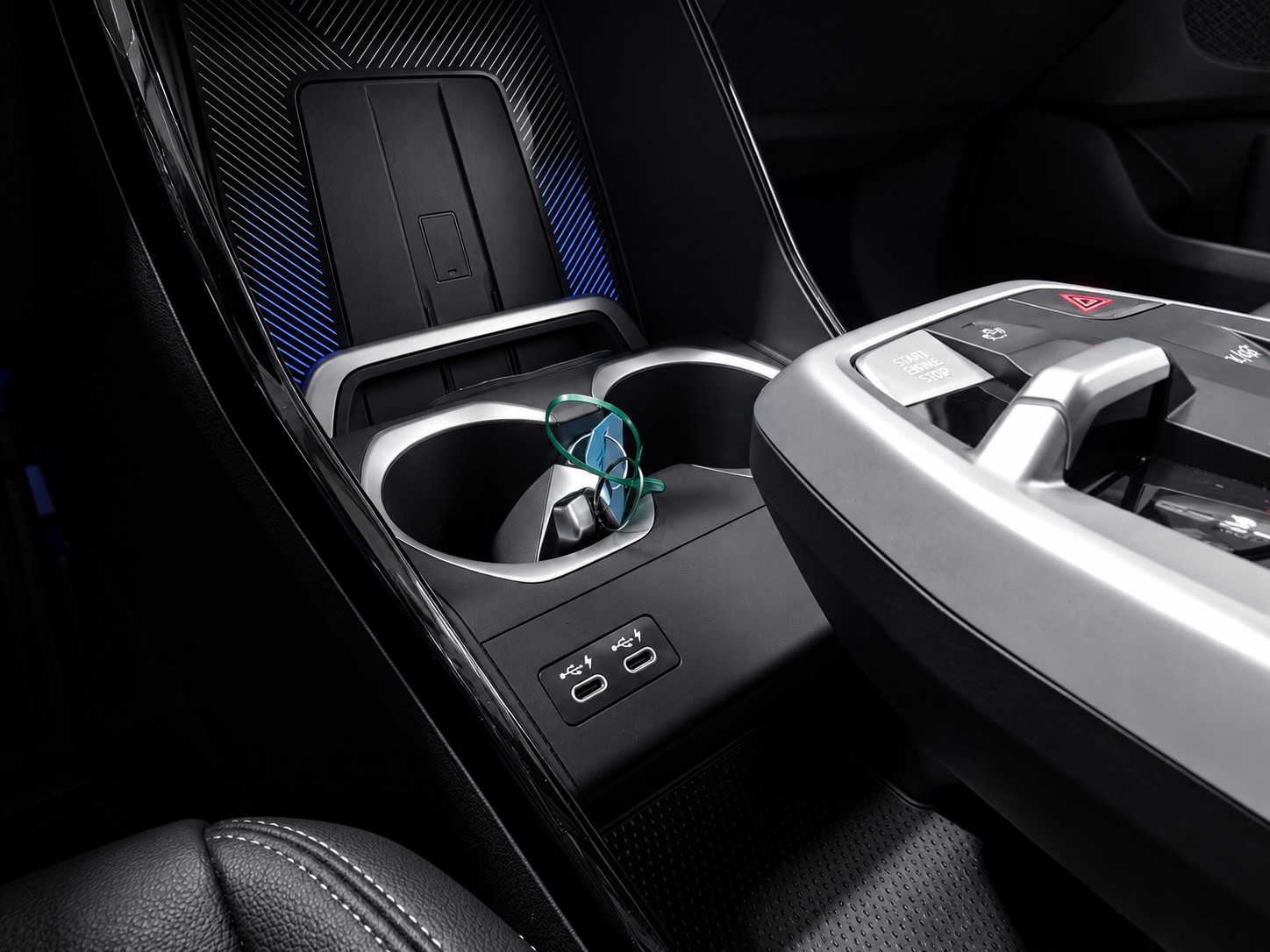 BMW X1 23d xDrive CH FAHRZEUG AUS 1. HAND-image-19
