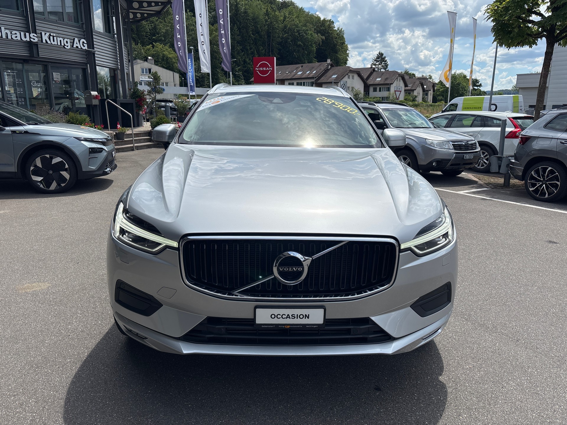 VOLVO XC60 T5 Momentum Geartronic-showroom-element-2