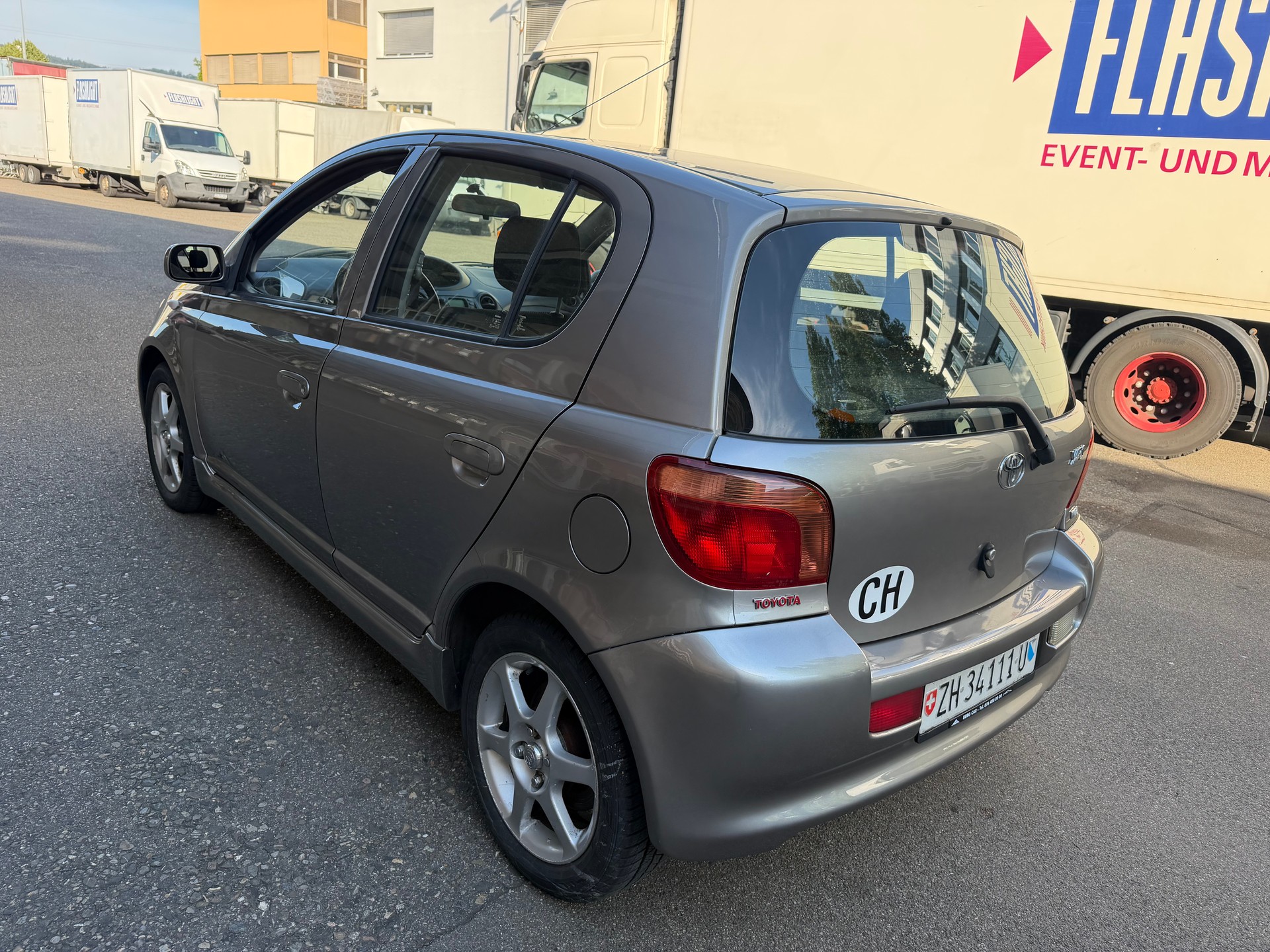 TOYOTA Yaris 1.5 TS-image-7