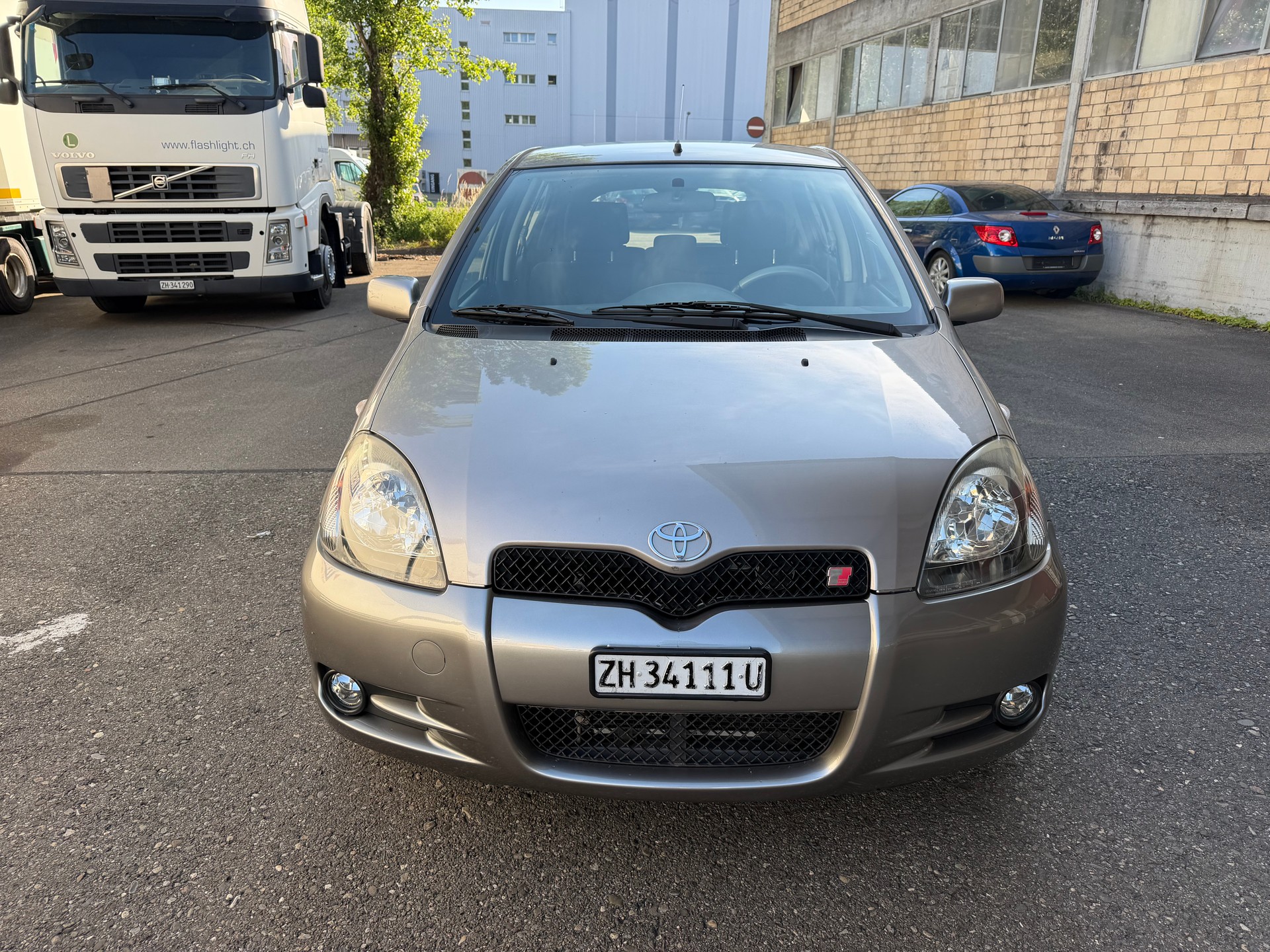 TOYOTA Yaris 1.5 TS-image-1