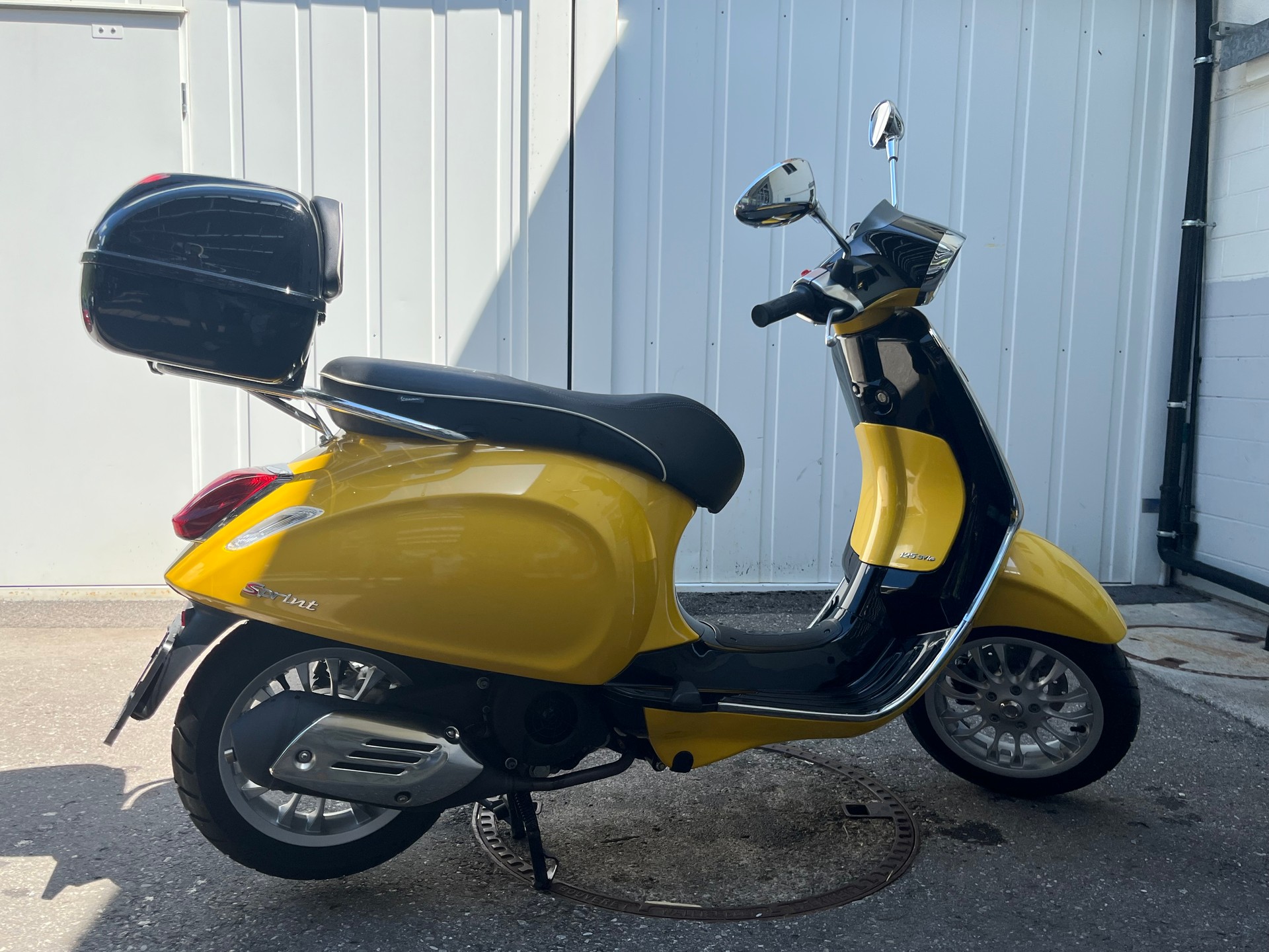 PIAGGIO Vespa 125 Sprint i.e. 3V-image-1
