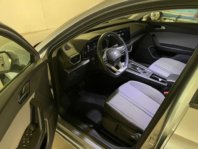 SEAT Leon ST 2.0 TDI EVO DSG Style-image-4