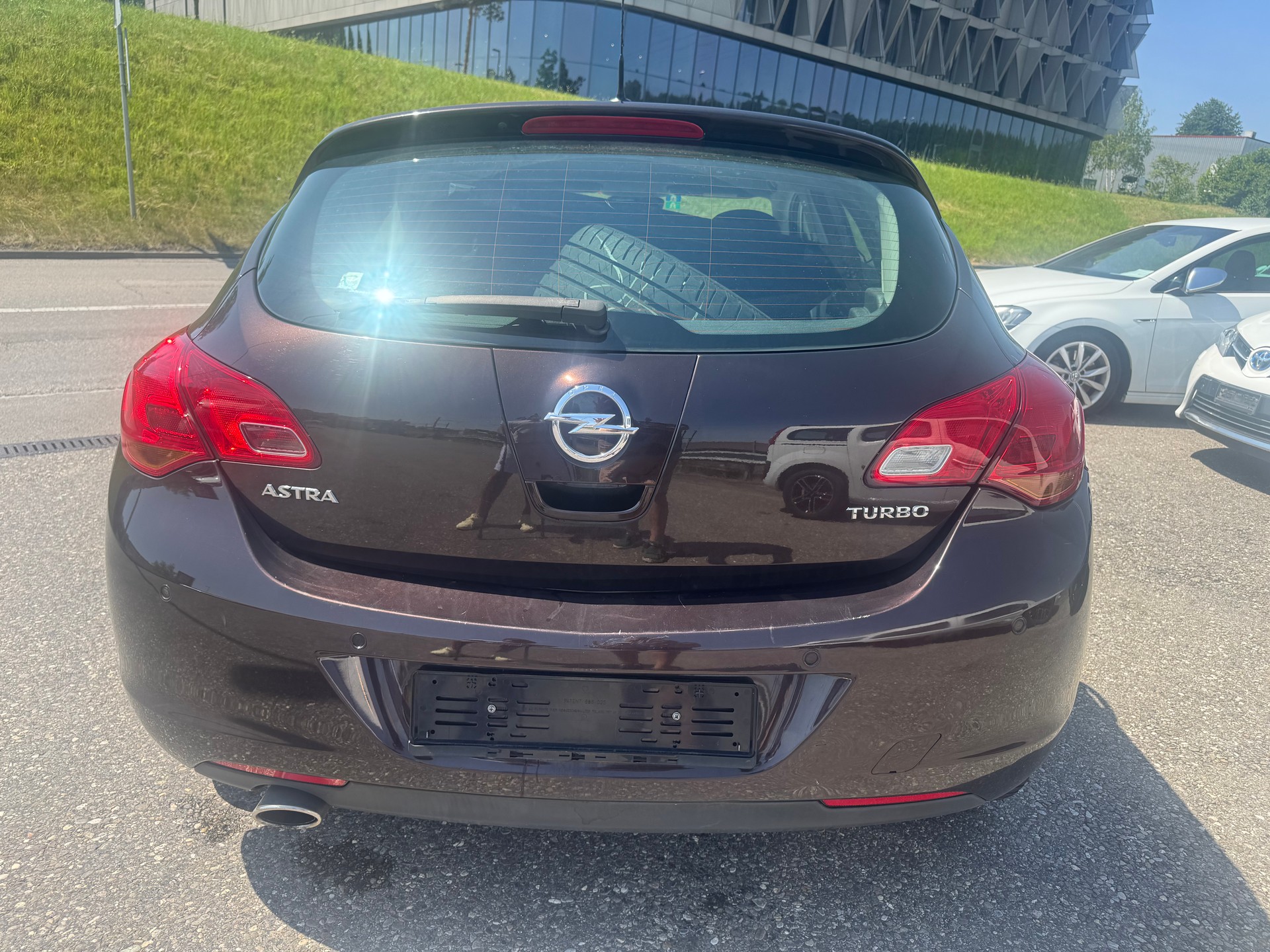 OPEL Astra 1.4i 16V Turbo Anniversary Edition Automatic-image-4