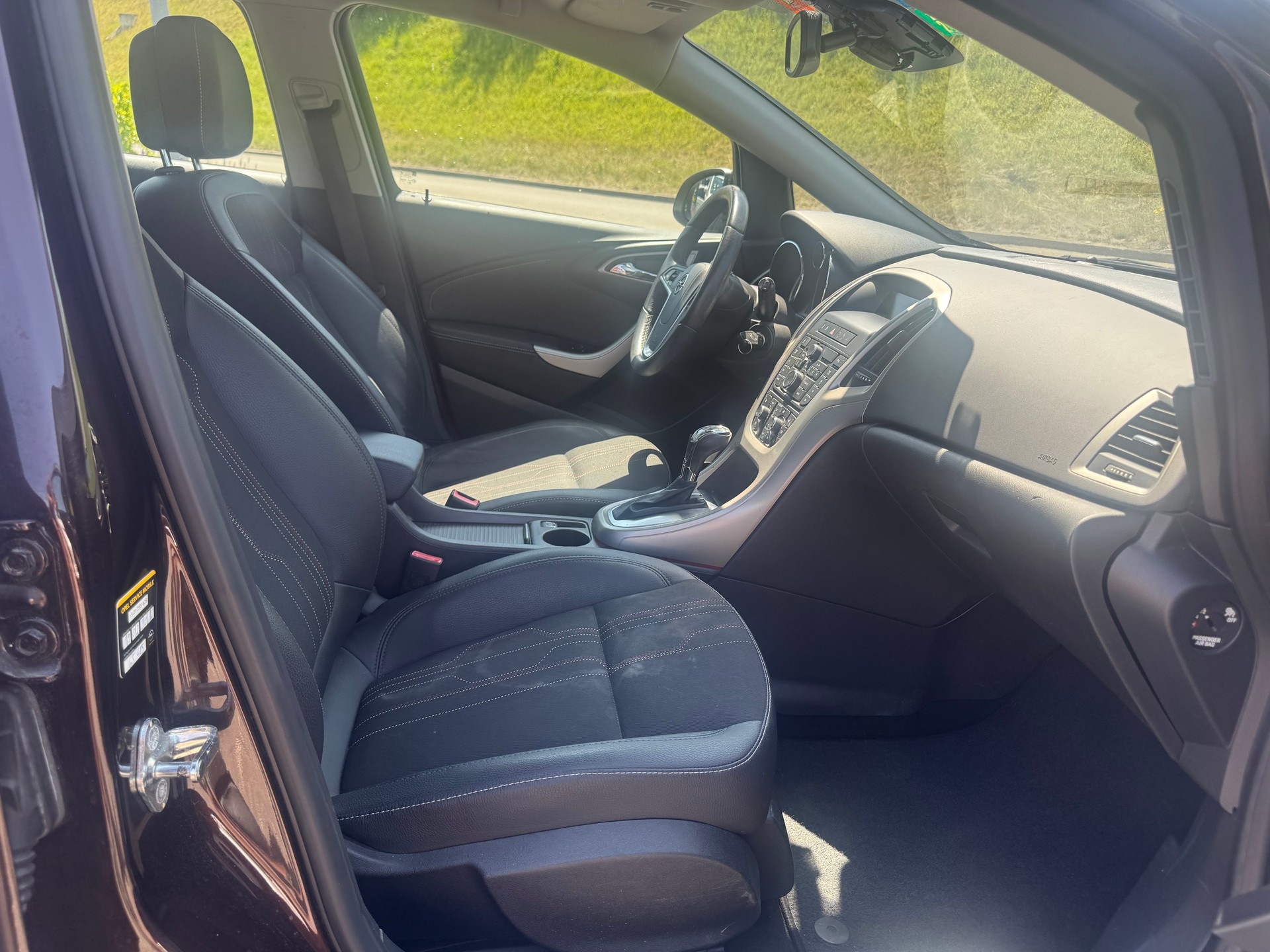 OPEL Astra 1.4i 16V Turbo Anniversary Edition Automatic-image-7