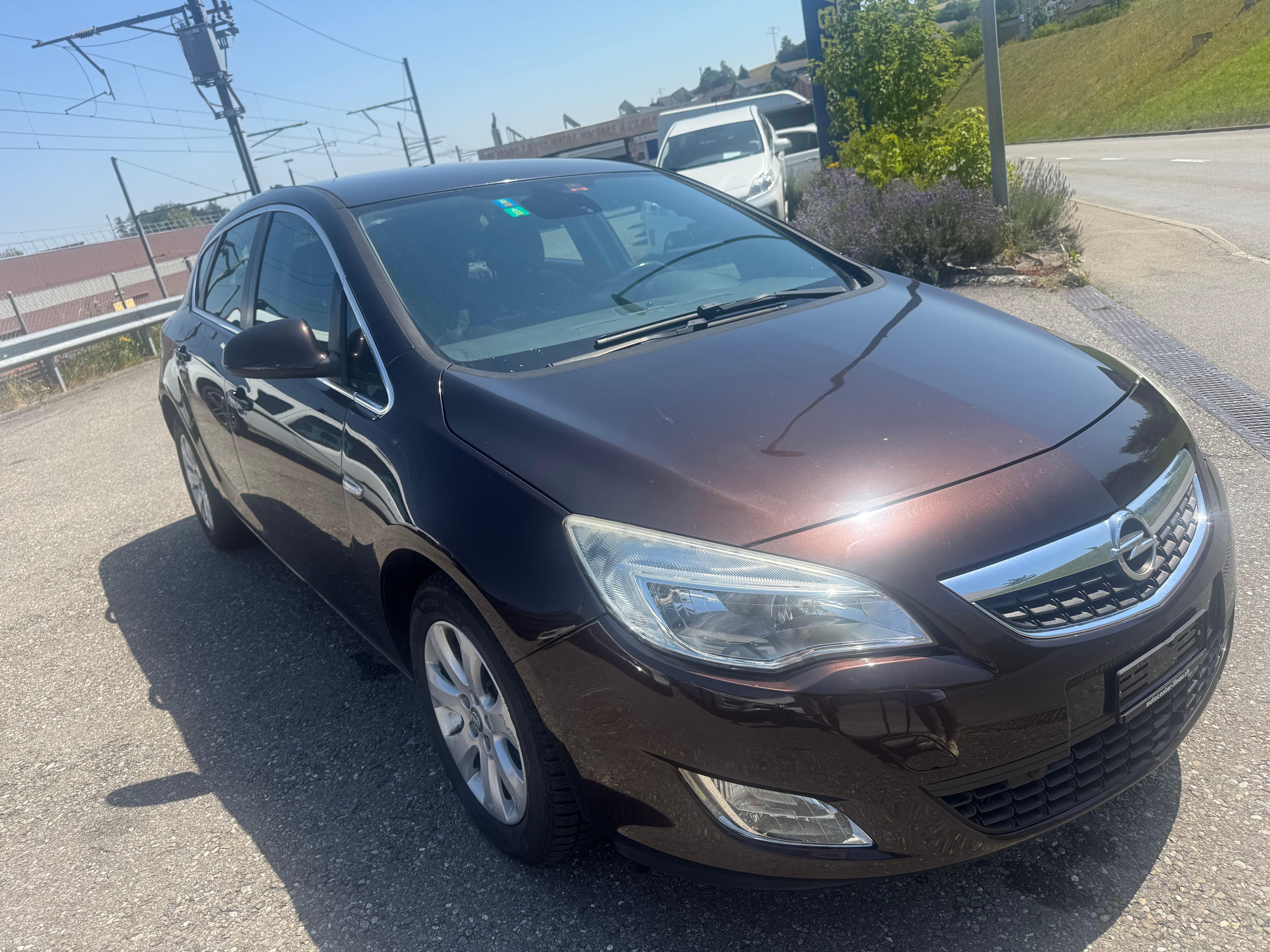 OPEL Astra 1.4i 16V Turbo Anniversary Edition Automatic — slika 3