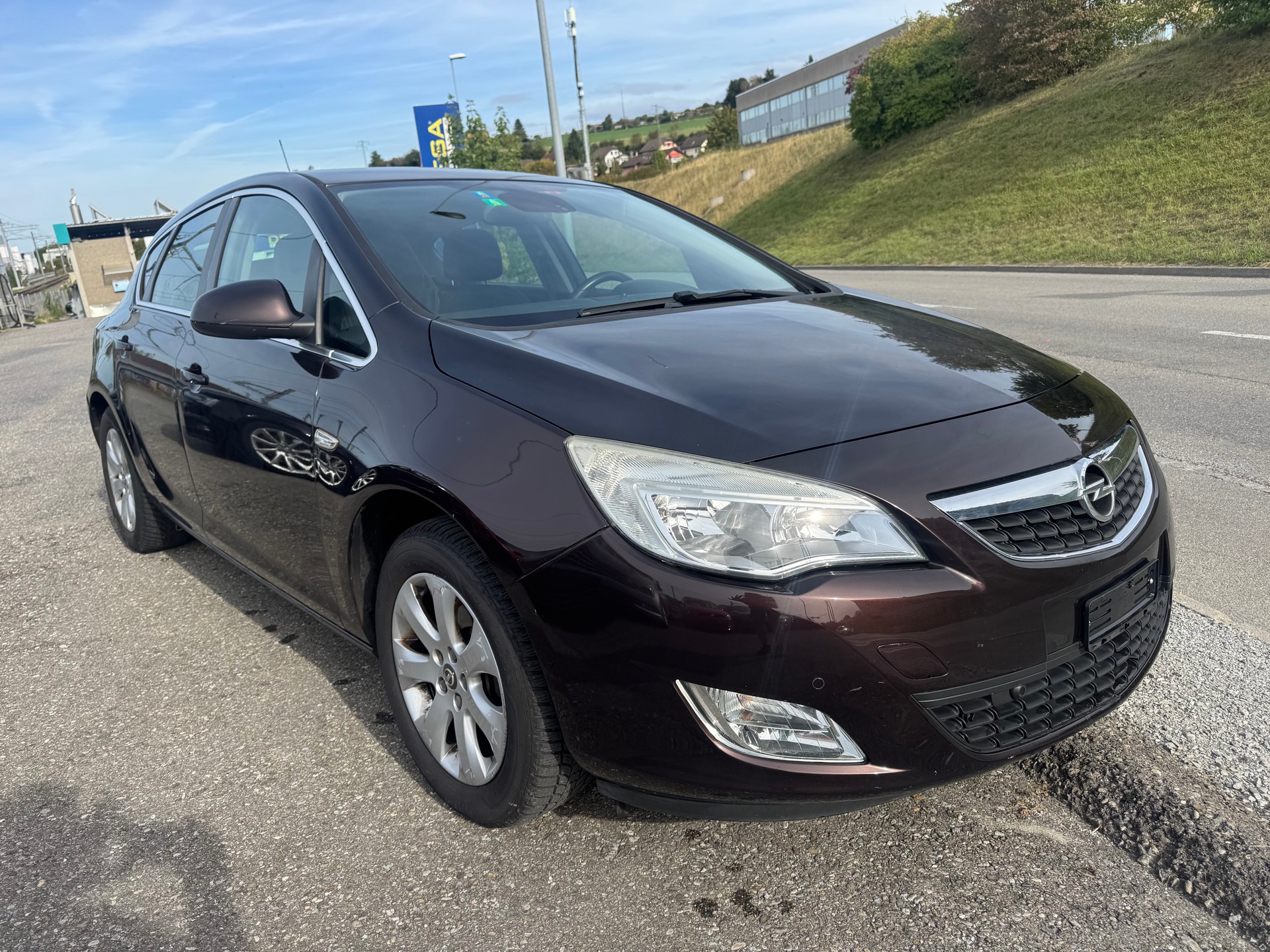 OPEL Astra 1.4i 16V Turbo Anniversary Edition Automatic-image-2