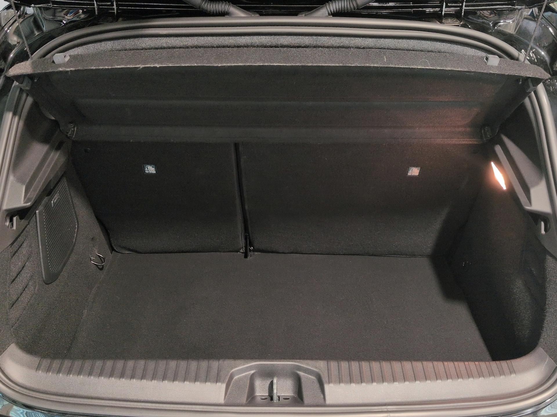 RENAULT Clio 1.6 E-Tech Engineered-image-15