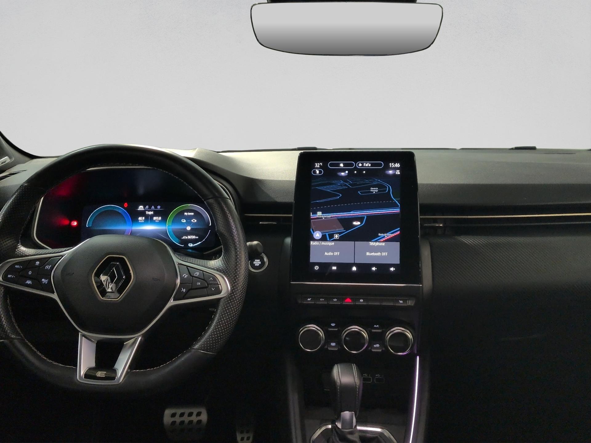 RENAULT Clio 1.6 E-Tech Engineered-image-13