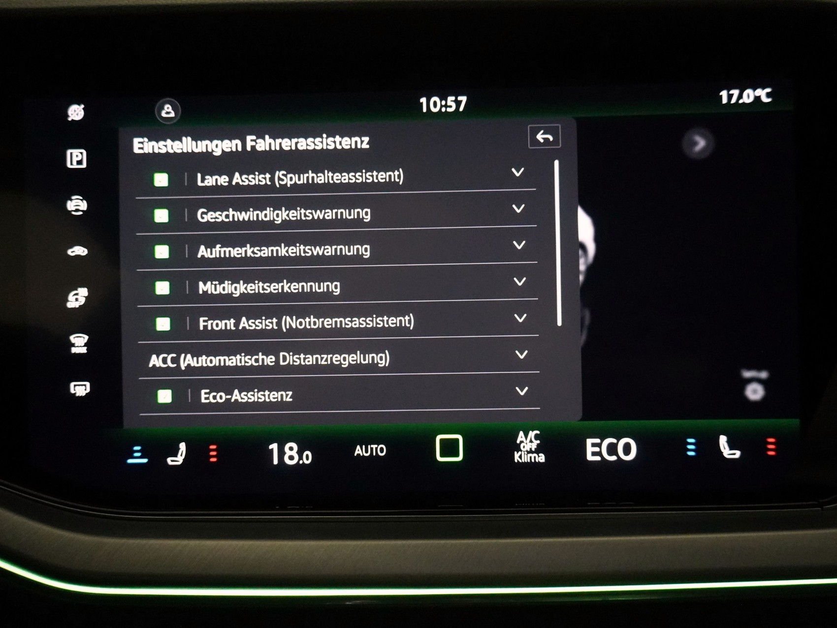 VW Touareg 3.0 TDI R-Line Black Style 4Motion **Vollausstattung**-image-26