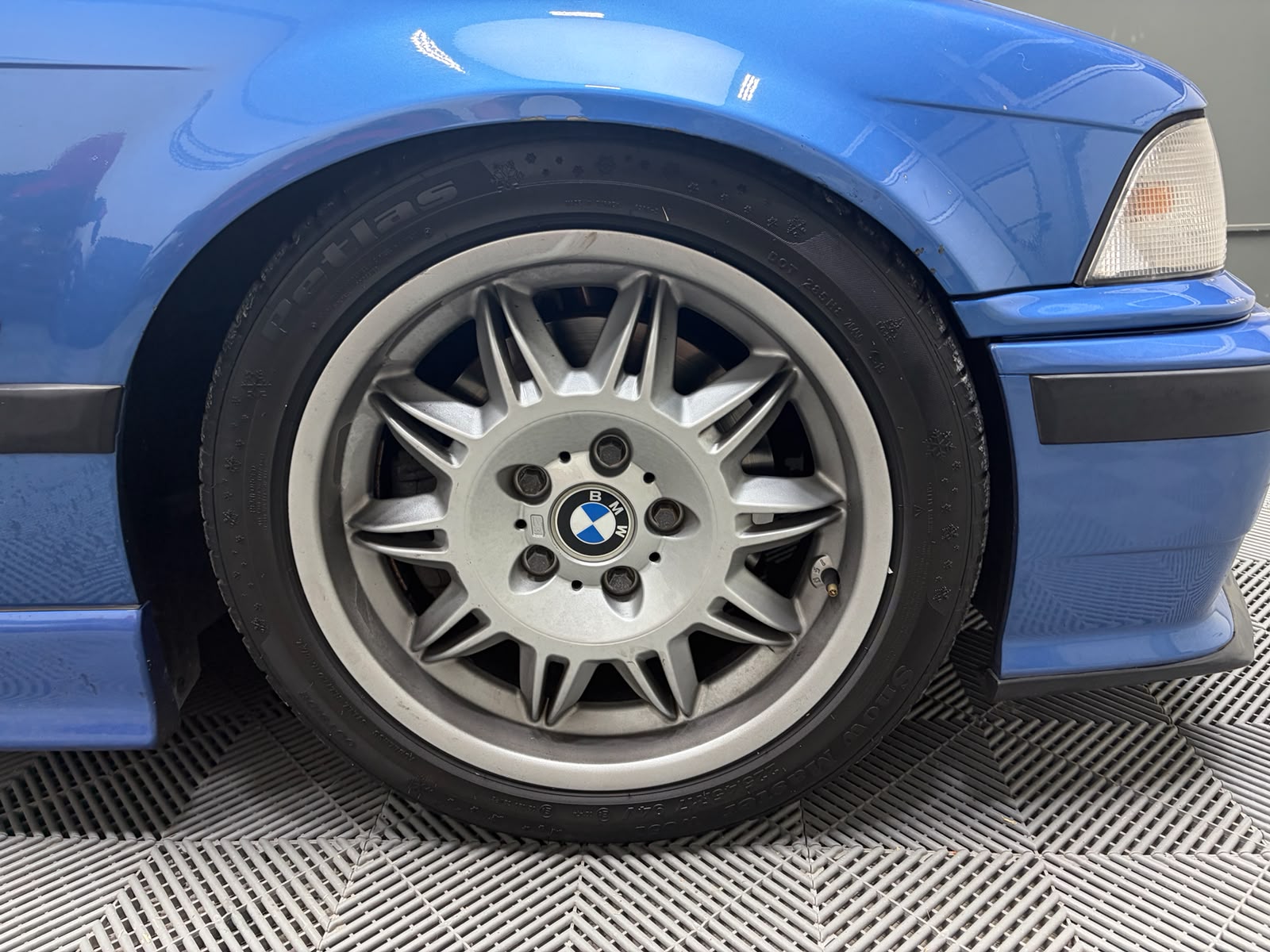 BMW M3 Coupé - 3.2L - Manuel-image-23