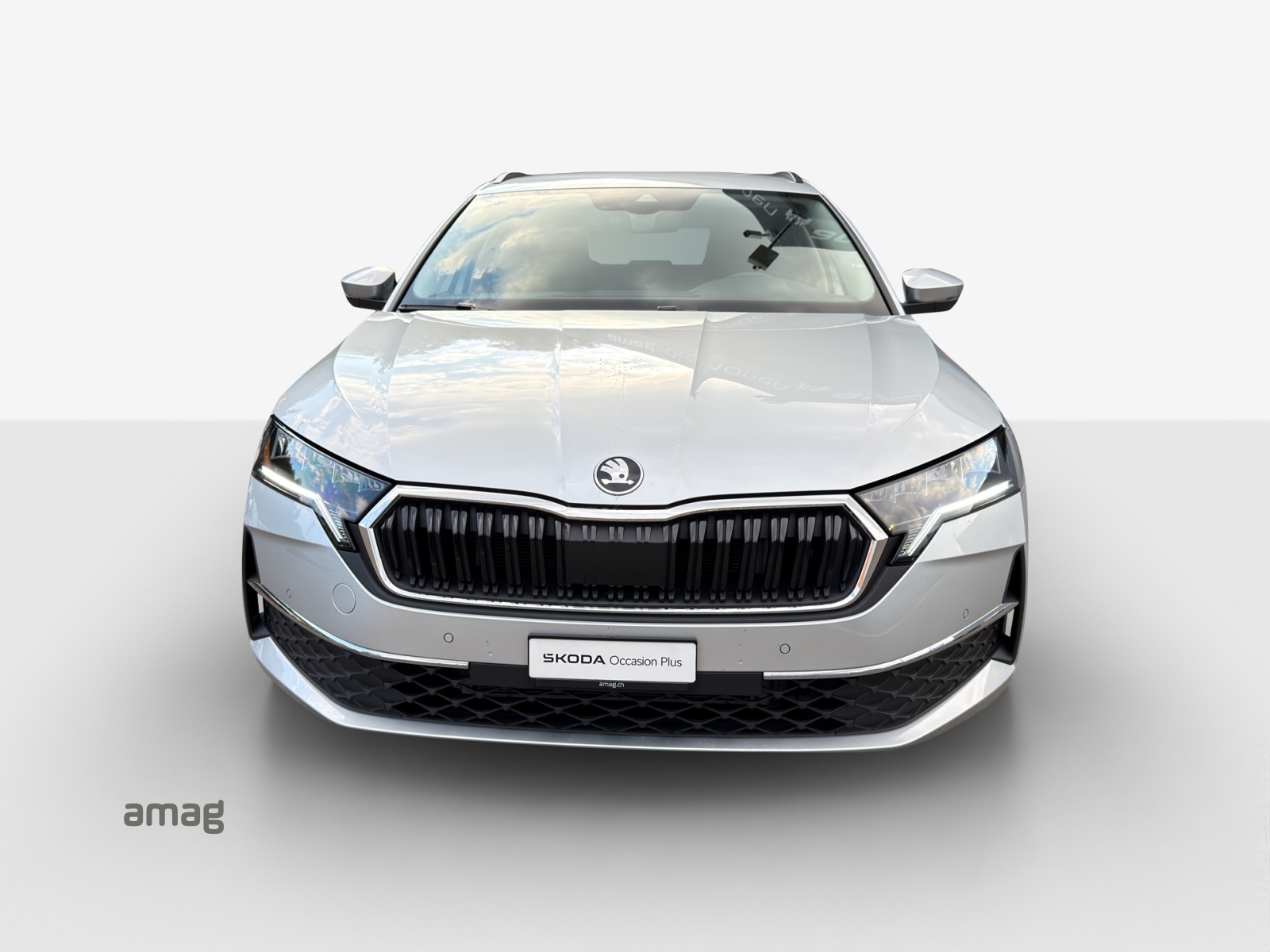 SKODA Octavia Combi 1.5 TSI mHEV DSG Dynamic-image-6