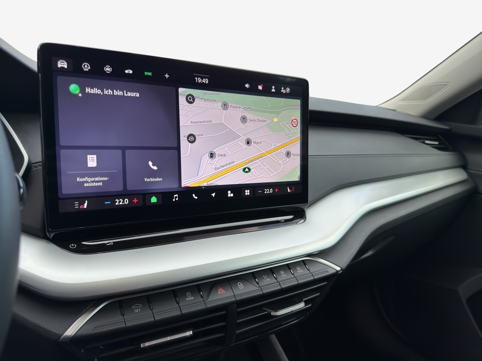 SKODA Octavia Combi 1.5 TSI mHEV DSG Dynamic-image-10