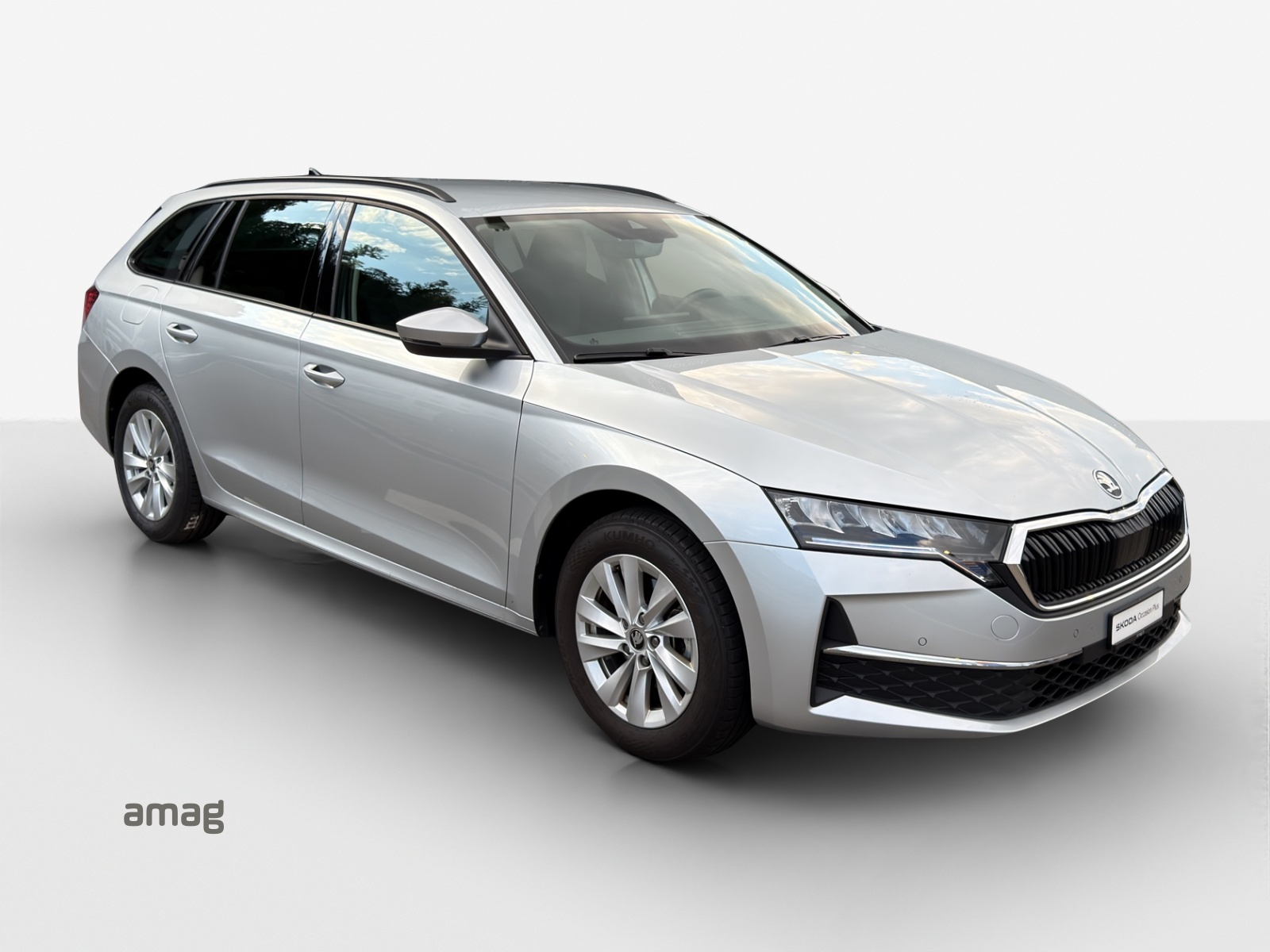 SKODA Octavia Combi 1.5 TSI mHEV DSG Dynamic-image-5
