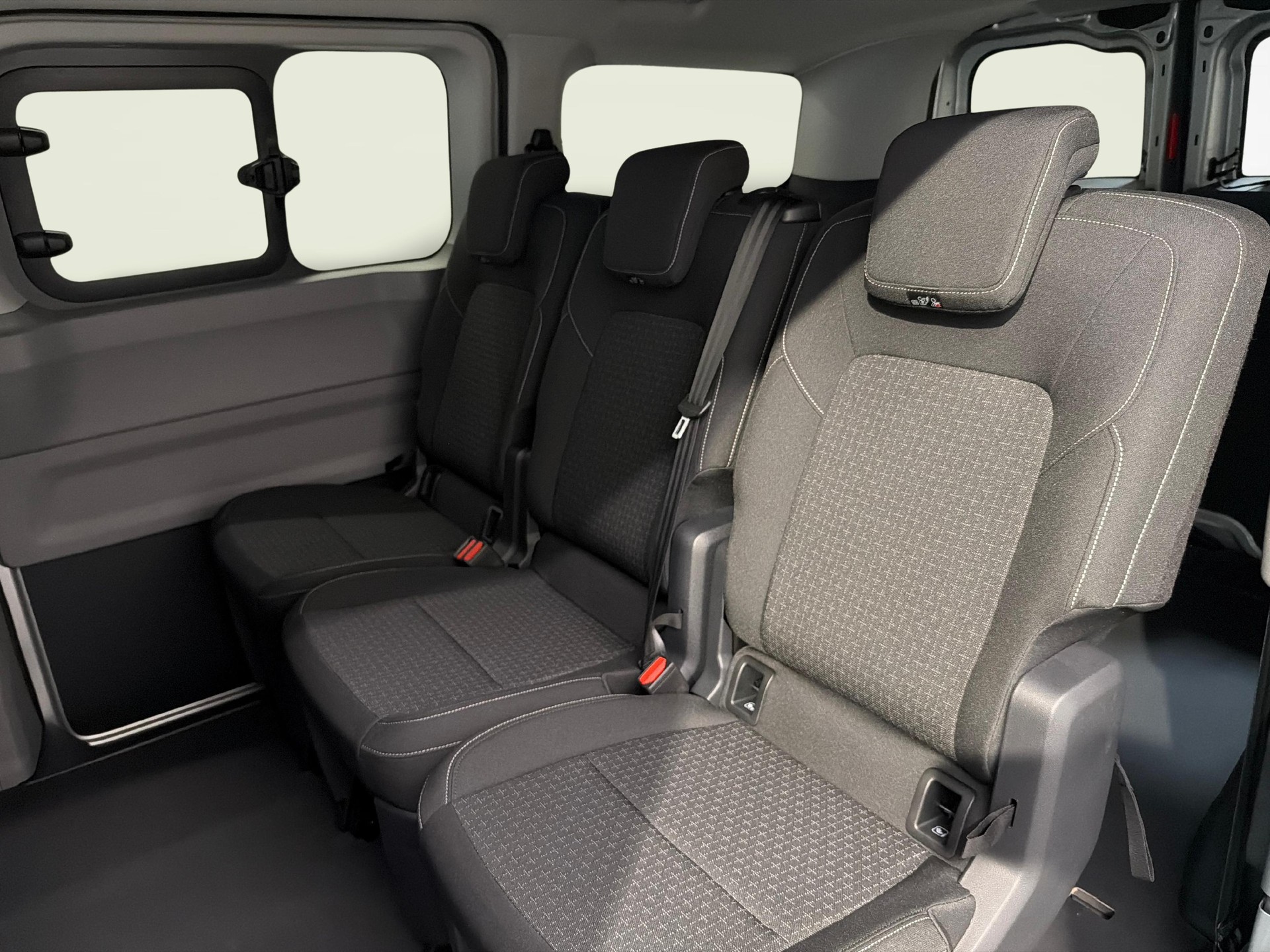 FORD Transit C Kombi 320 L1 2.0 EcoBlue 170 Trend-image-10