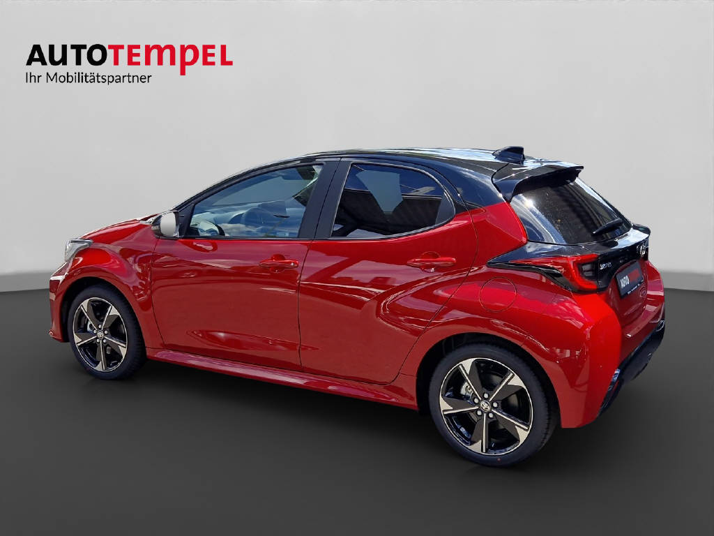 TOYOTA Yaris 1.5 VVT-i HSD Premium 47408/001-image-2