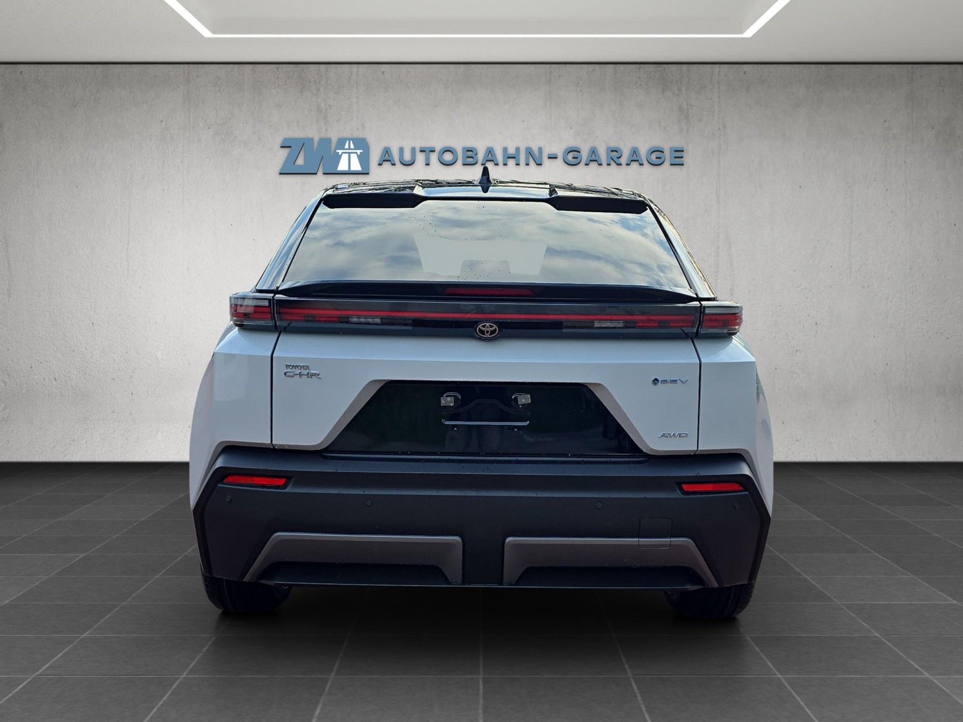 TOYOTA C-HR+ Premium AWD-image-3