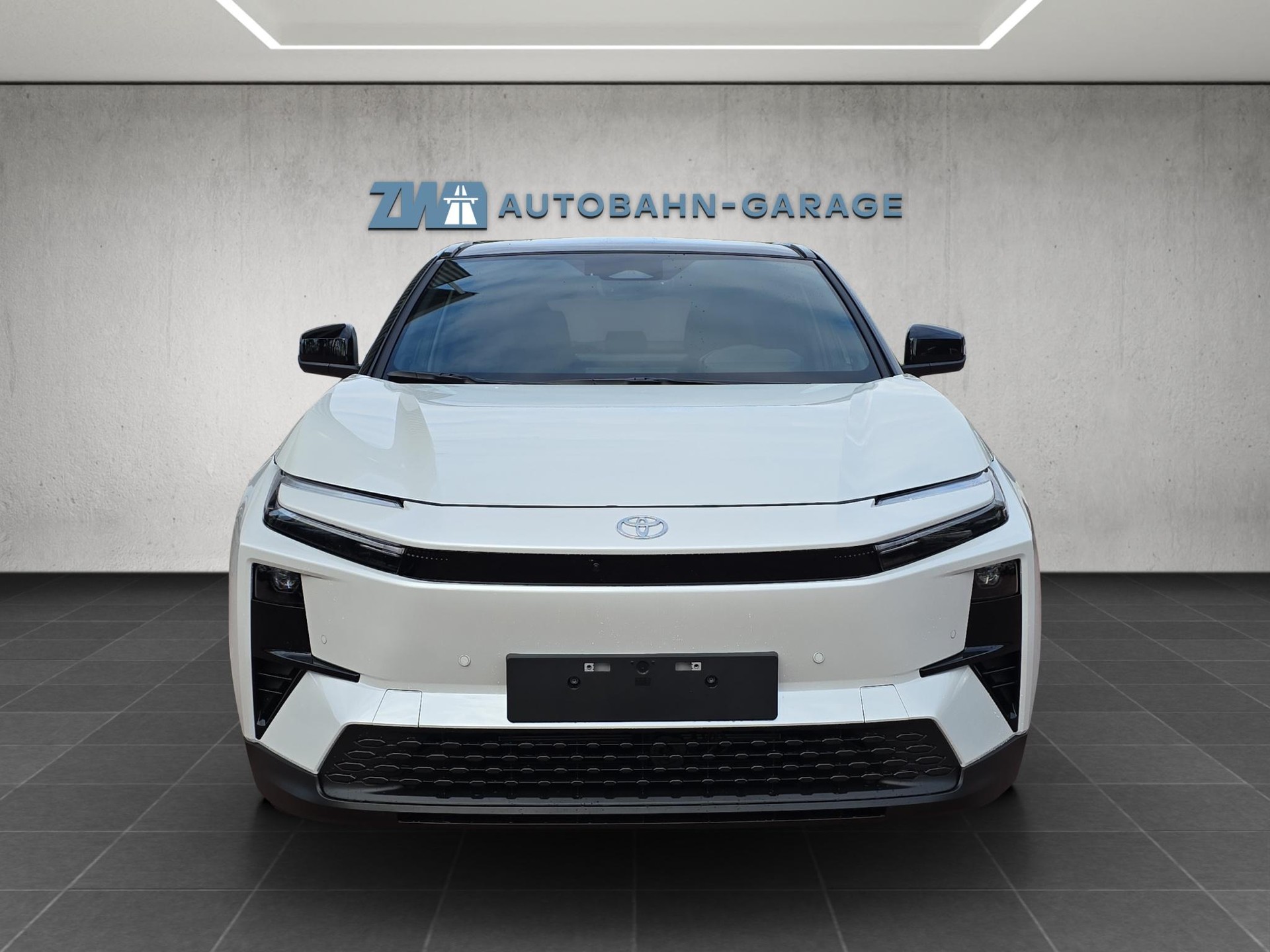 TOYOTA C-HR+ Premium AWD-image-7