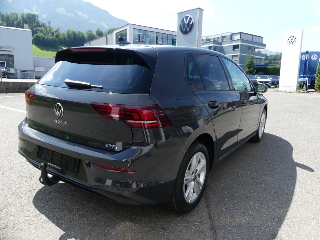 VW Golf 1.5 e TSI mHEV Value DSG-image-3