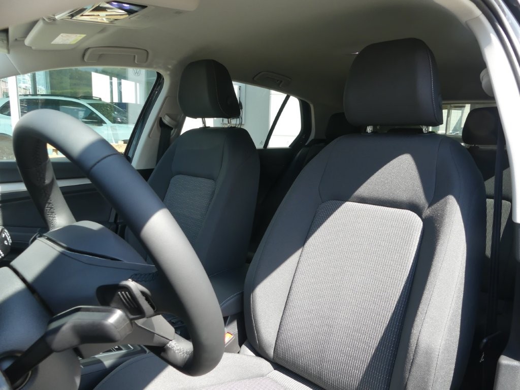 VW Golf 1.5 e TSI mHEV Value DSG-image-9