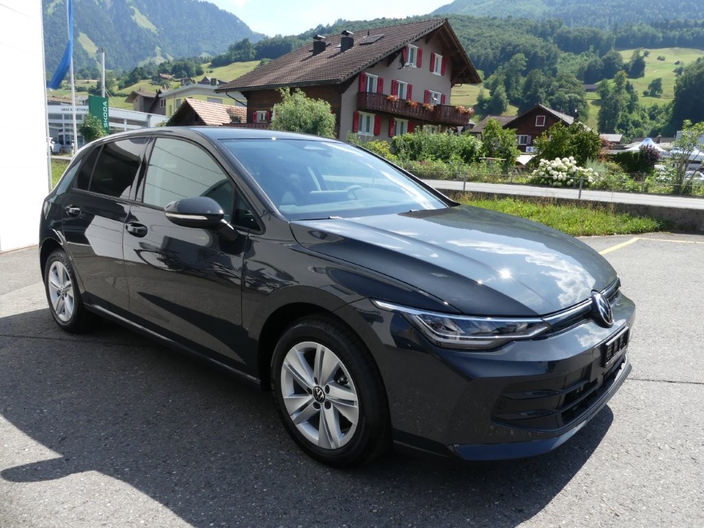 VW Golf 1.5 e TSI mHEV Value DSG-image-4