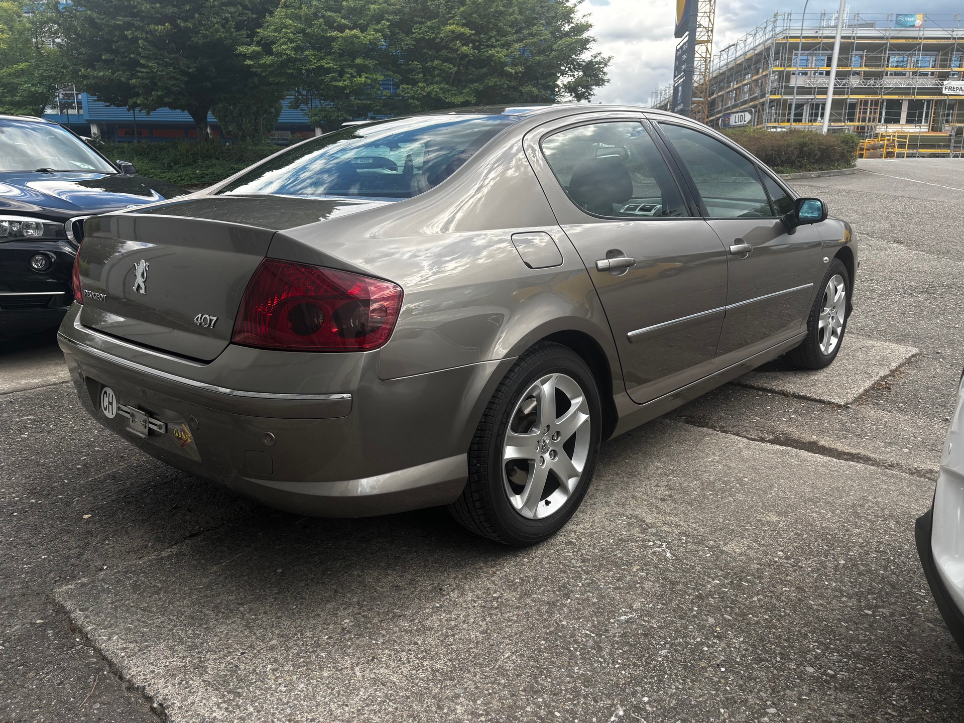 PEUGEOT 407 3.0 Platinium Edition Automatic-image-6