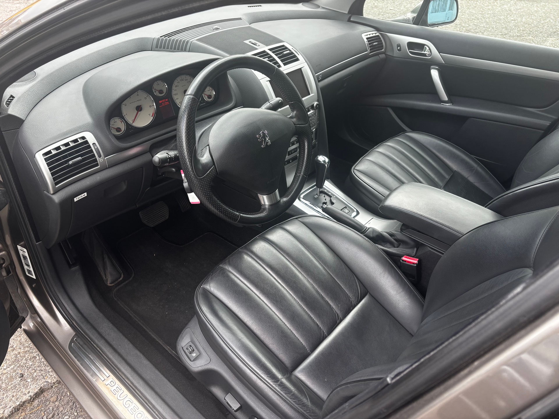 PEUGEOT 407 3.0 Platinium Edition Automatic-image-9