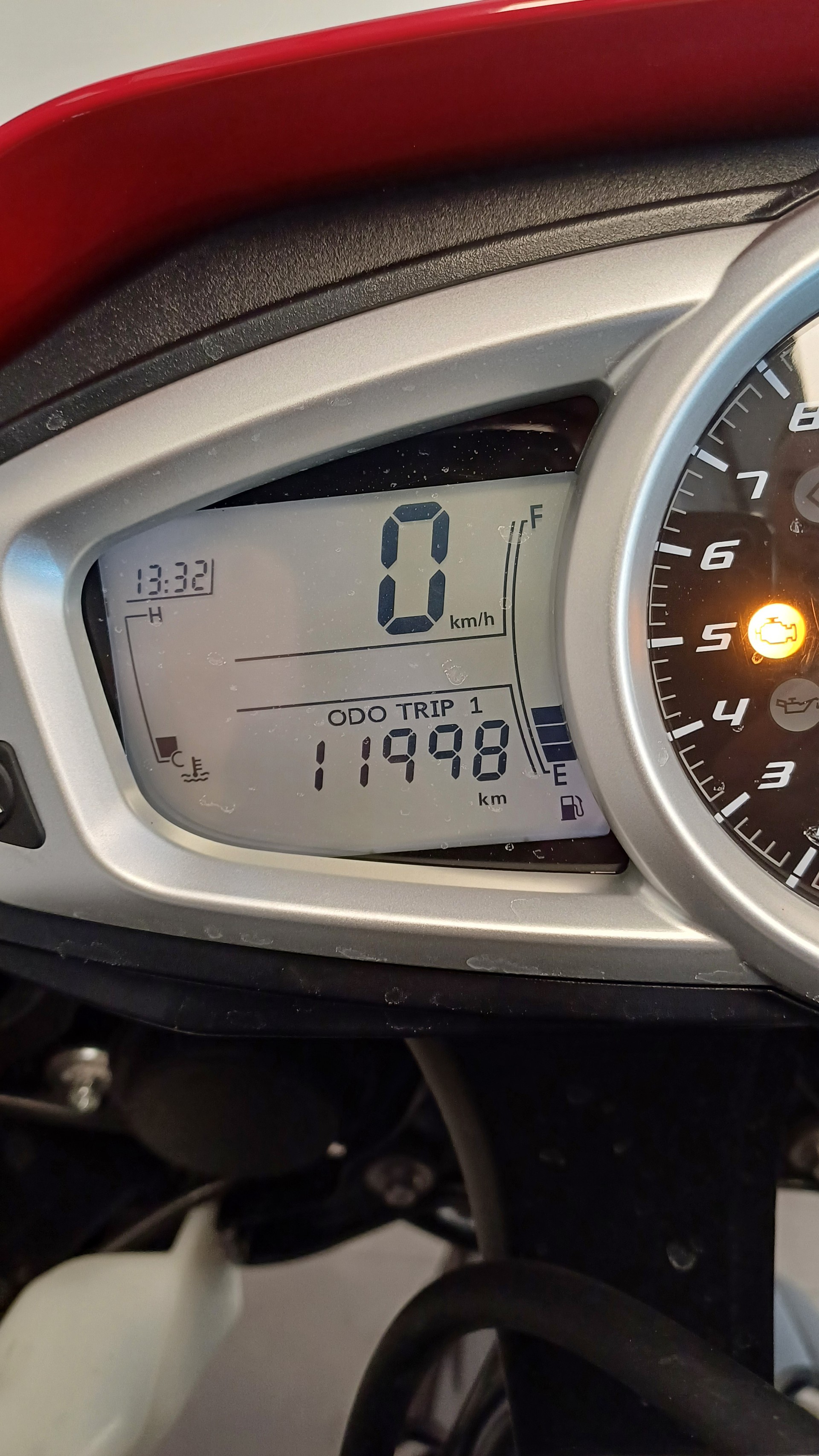 TRIUMPH Tiger Sport 1050 ABS-image-8