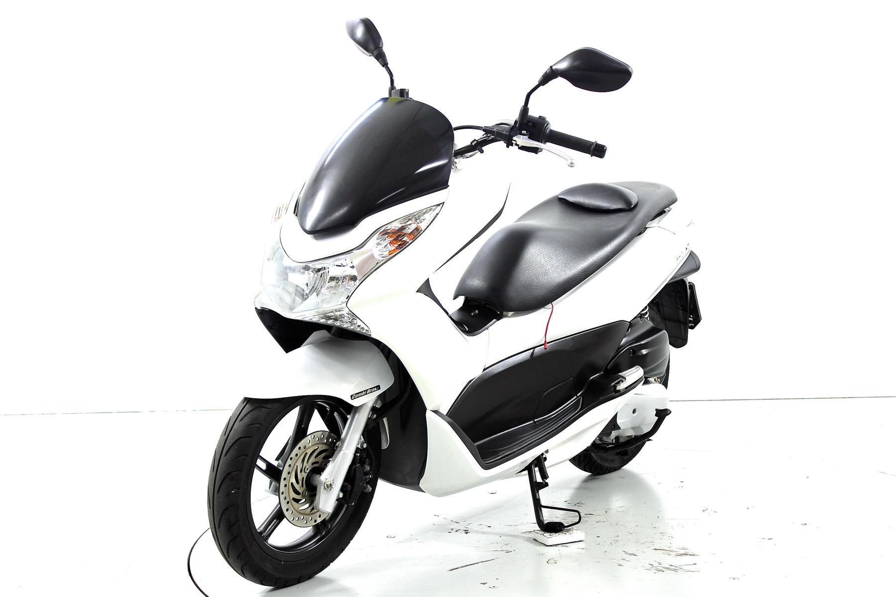 HONDA PCX 125-showroom-element-2