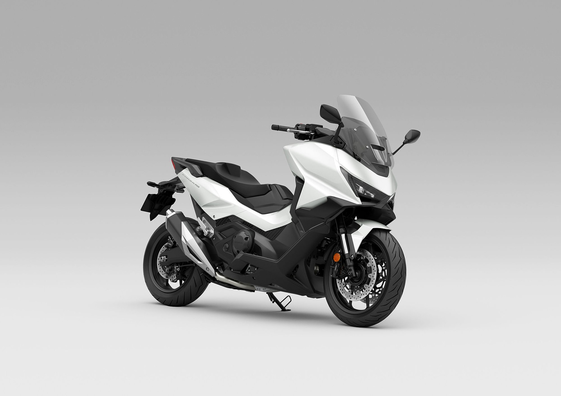 HONDA NSS 750-showroom-element-2
