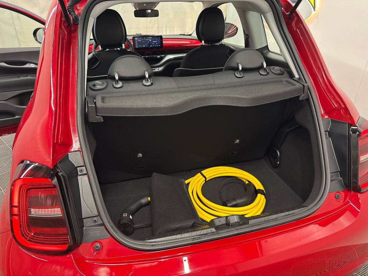 FIAT 500 electric 87 kW Cult-image-10