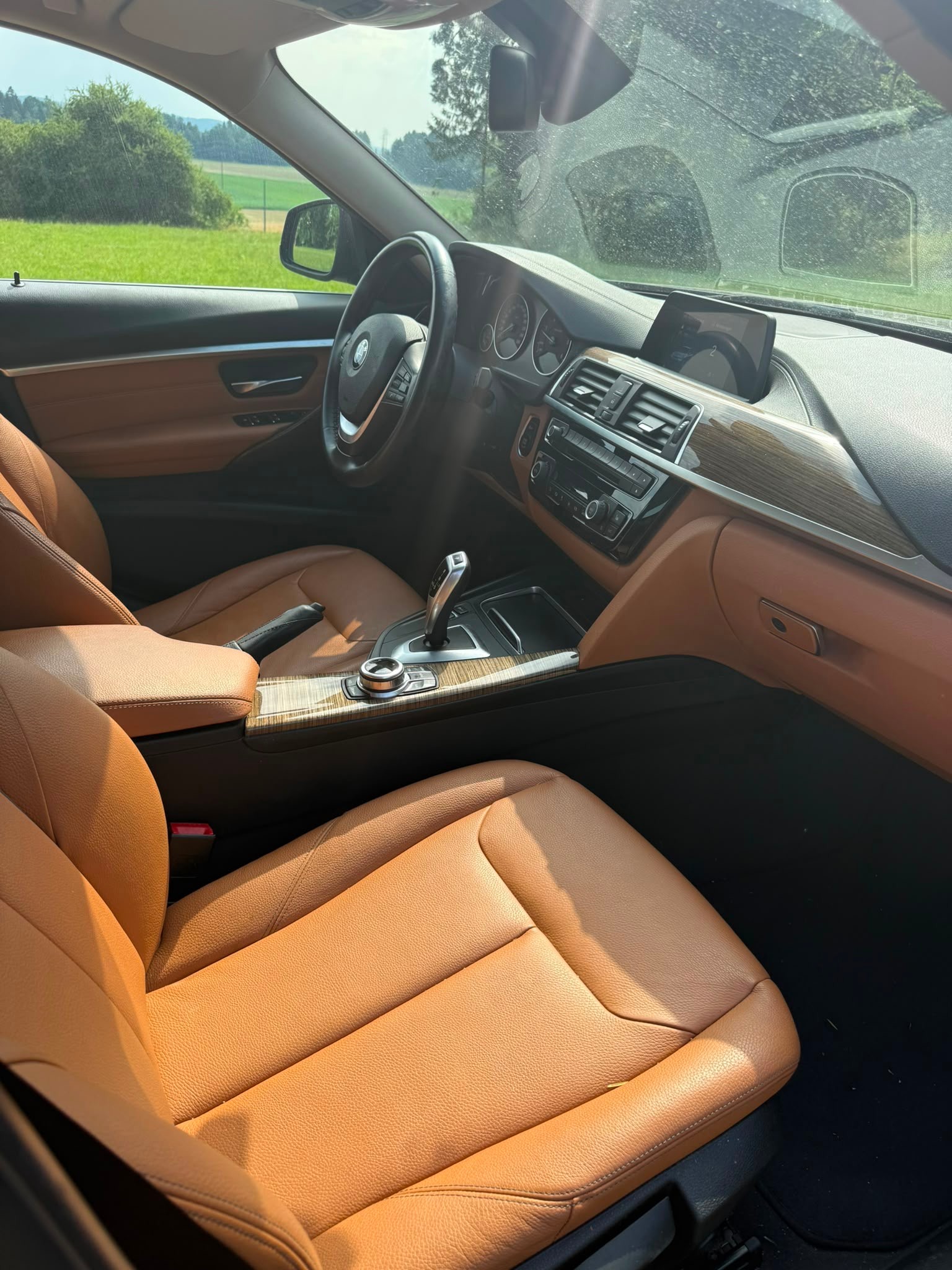 BMW 320d Efficient Dynamics Edition Touring Steptronic-image-8