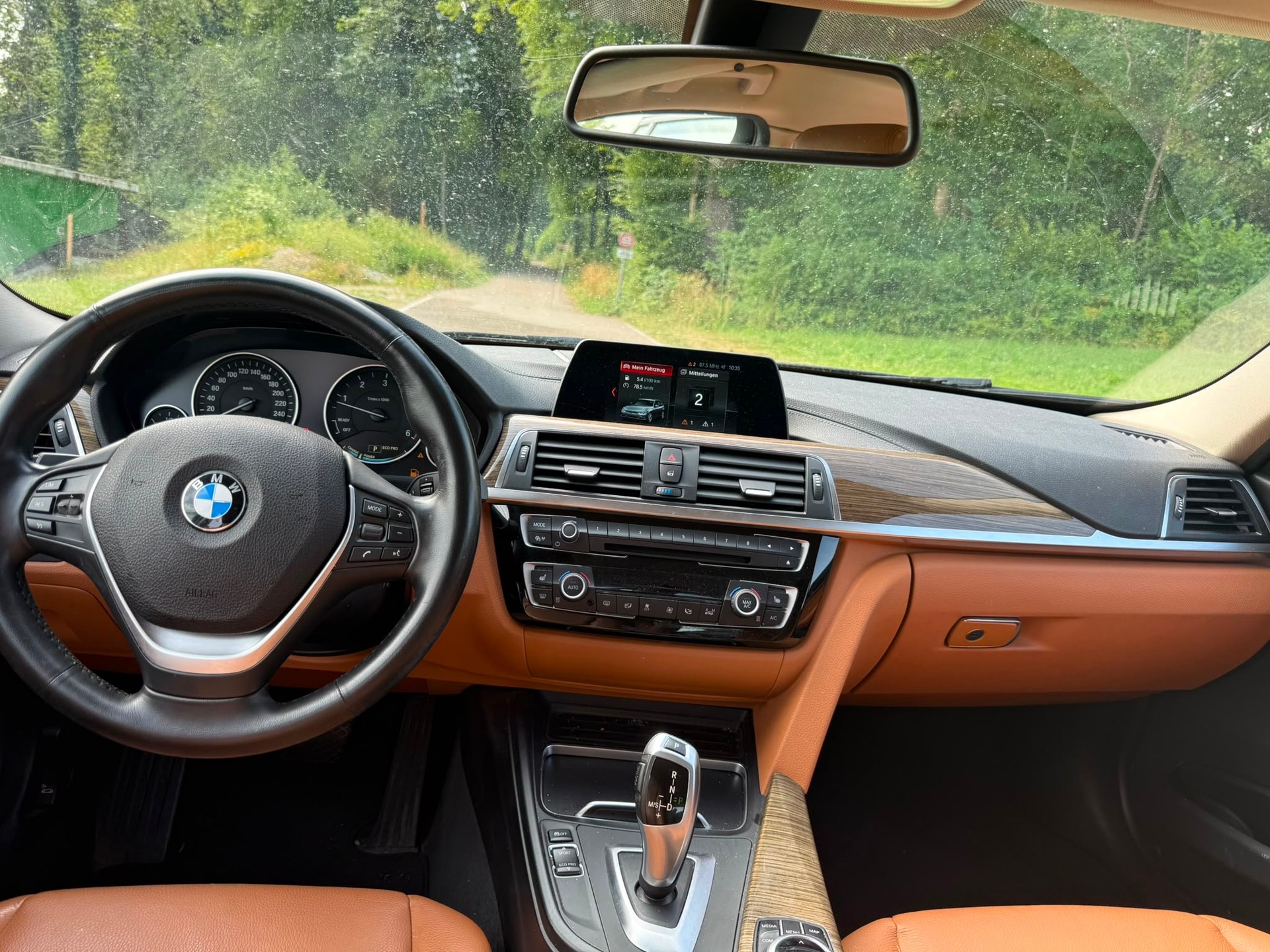 BMW 320d Efficient Dynamics Edition Touring Steptronic-image-6