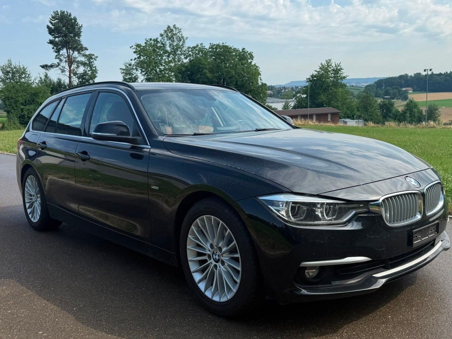 BMW 320d Efficient Dynamics Edition Touring Steptronic-image-2